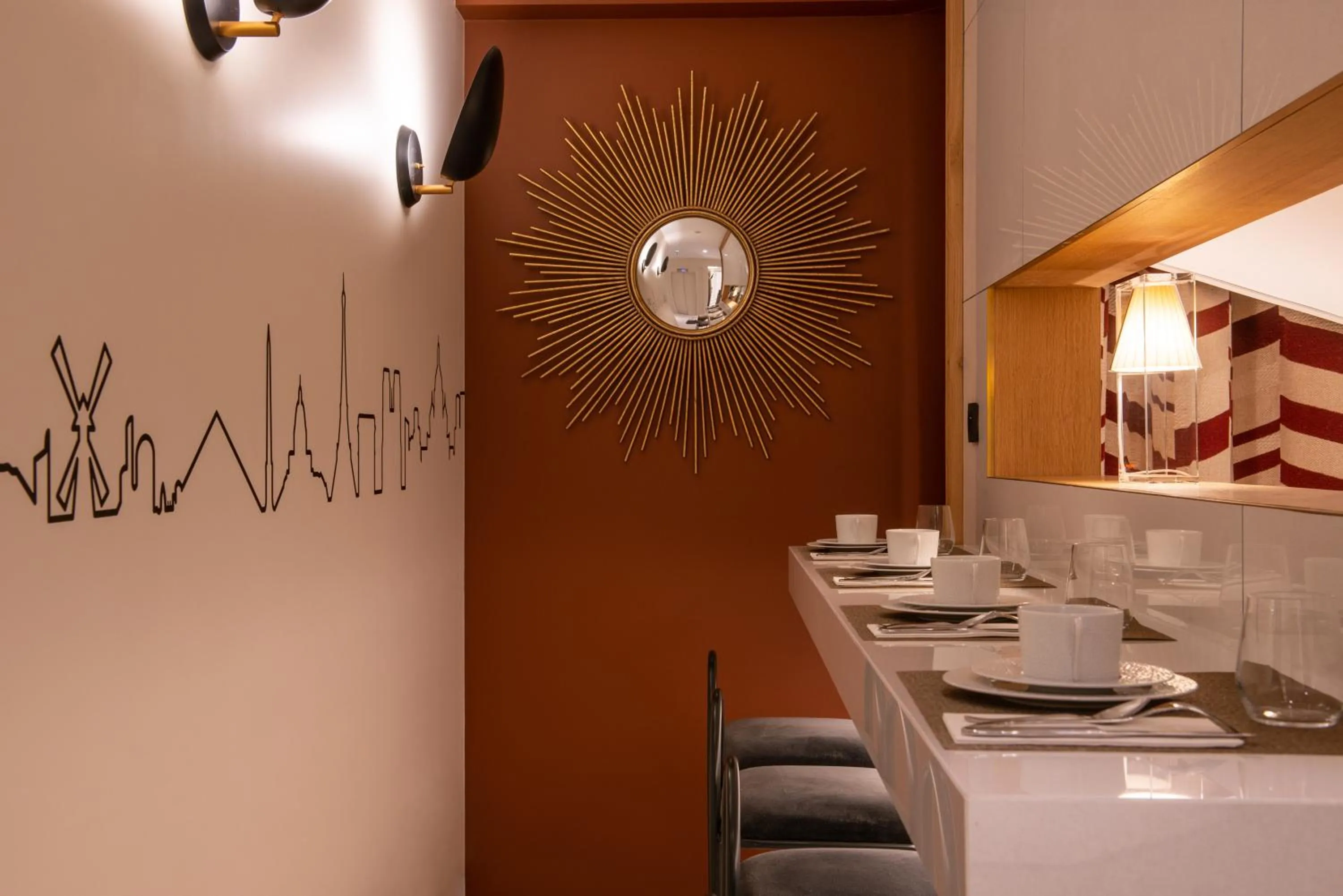 Breakfast in Hotel Yllen Eiffel