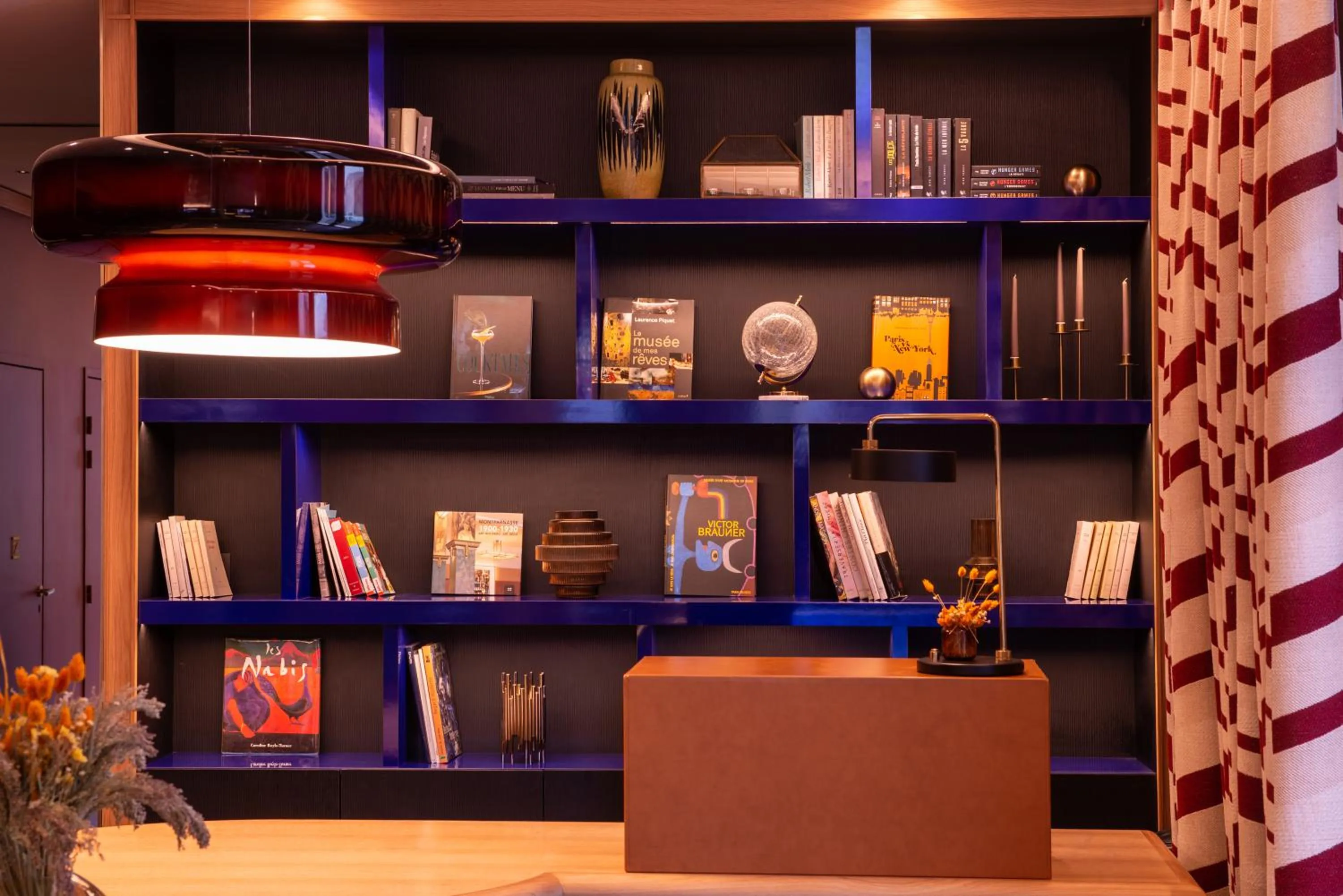 Lobby or reception in Hotel Yllen Eiffel