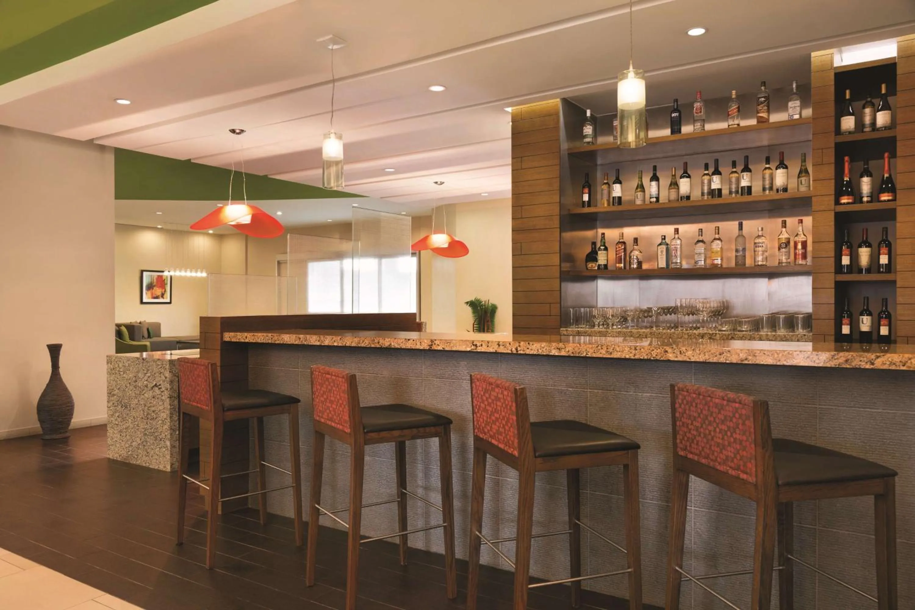 Lounge or bar in Hyatt Place San Jose Pinares