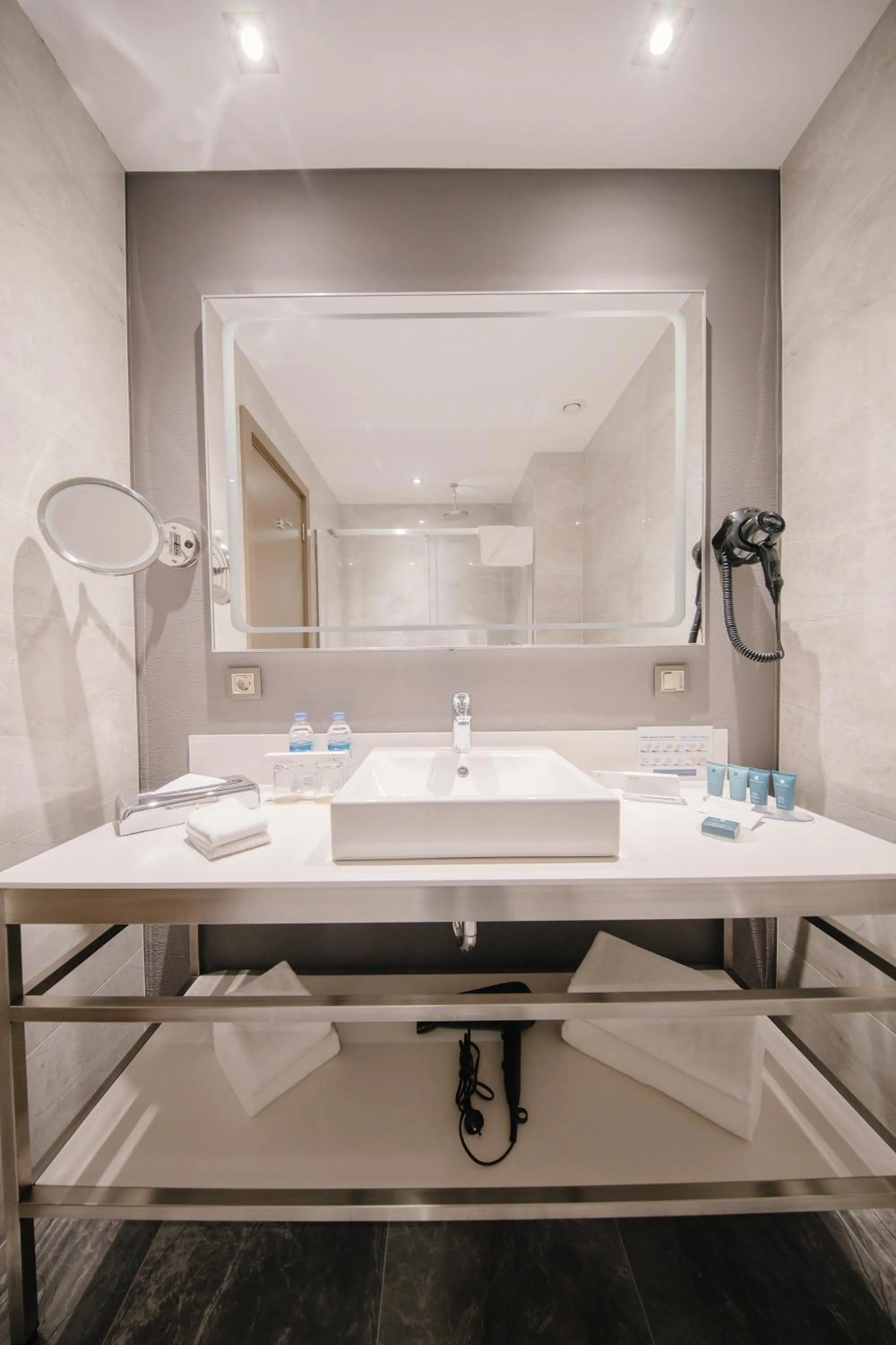 Bathroom in Wyndham Grand Tbilisi