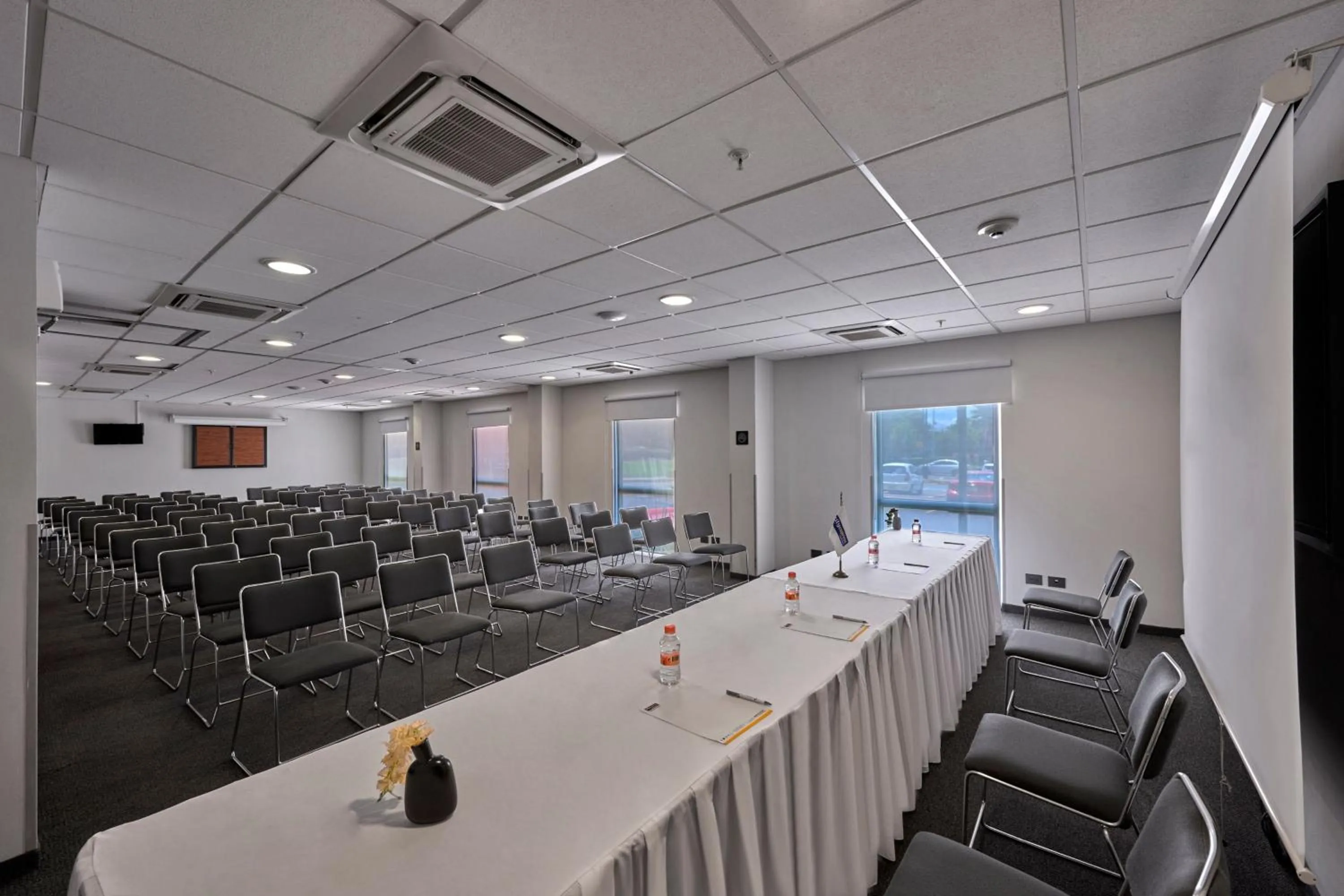 Meeting/conference room in City Express by Marriott Chetumal