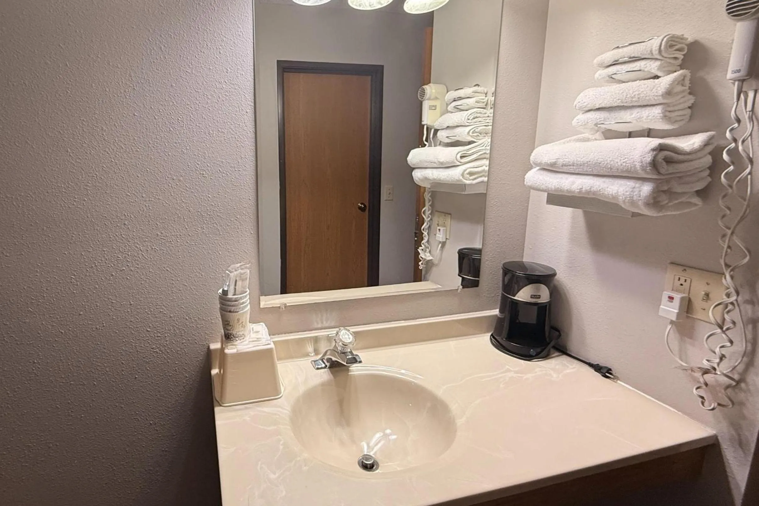 Bathroom in Westwood Inn & Suites Kimball I 90