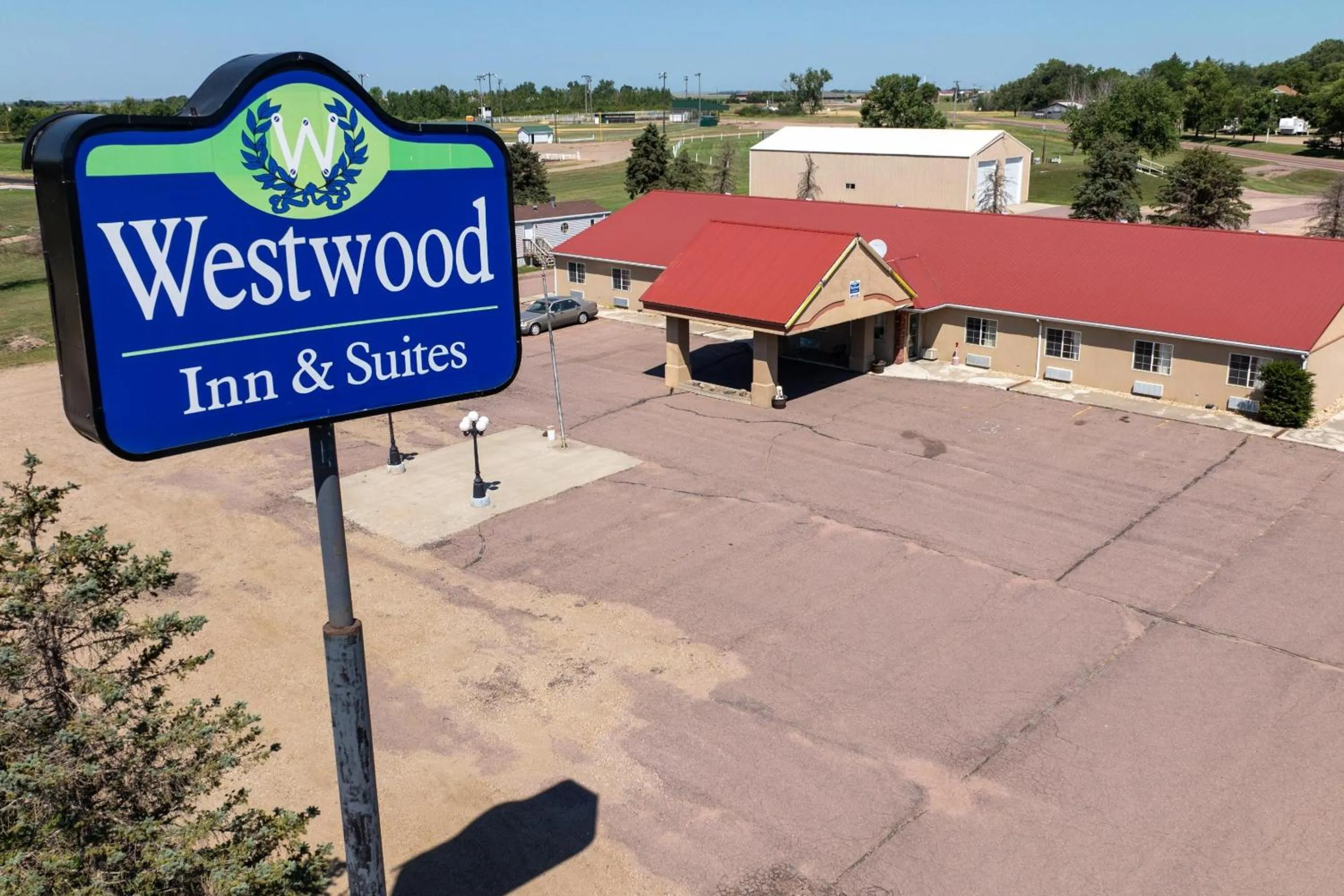 Facade/entrance in Westwood Inn & Suites Kimball I 90