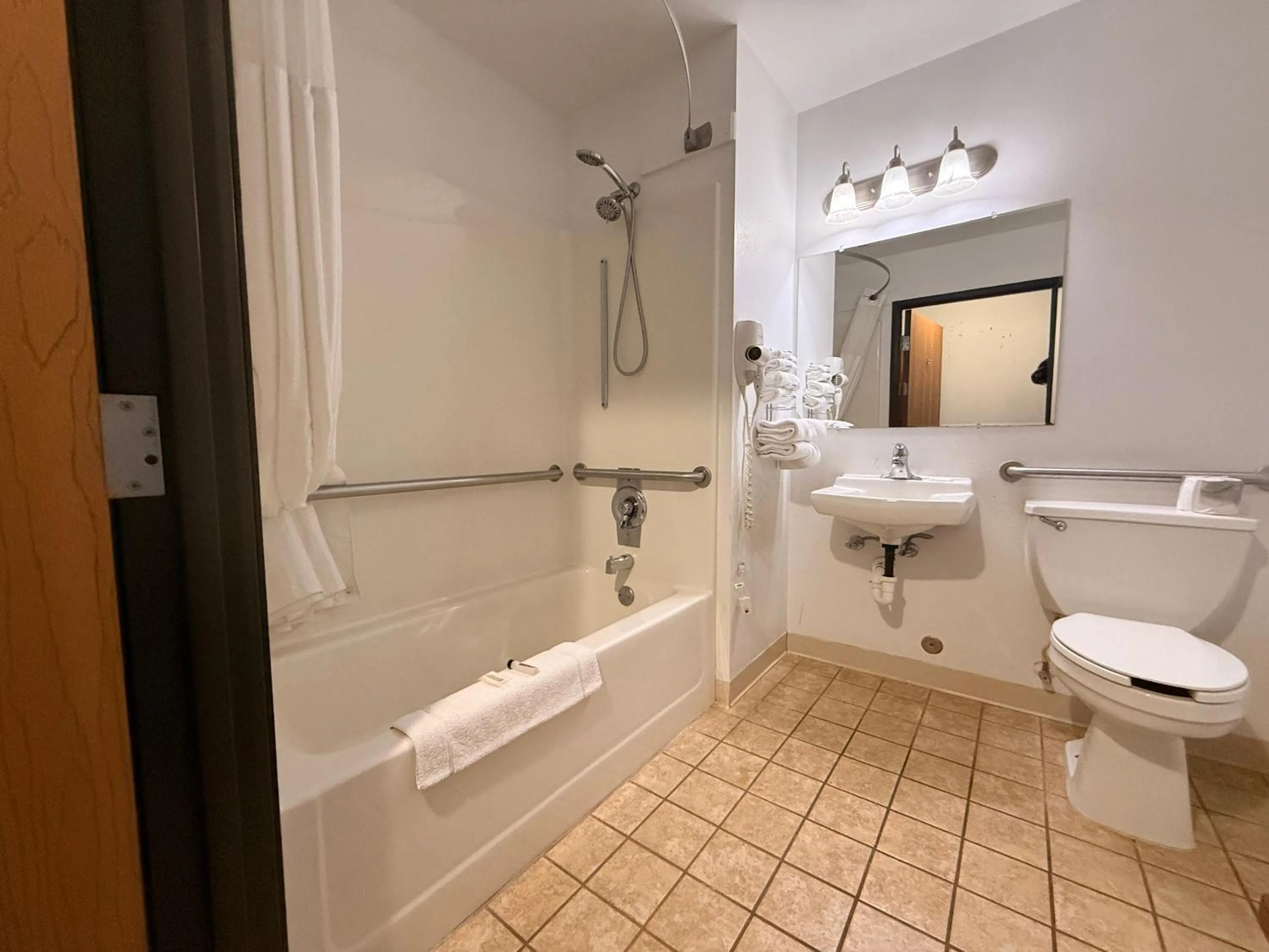 Bathroom in Westwood Inn & Suites Kimball I 90