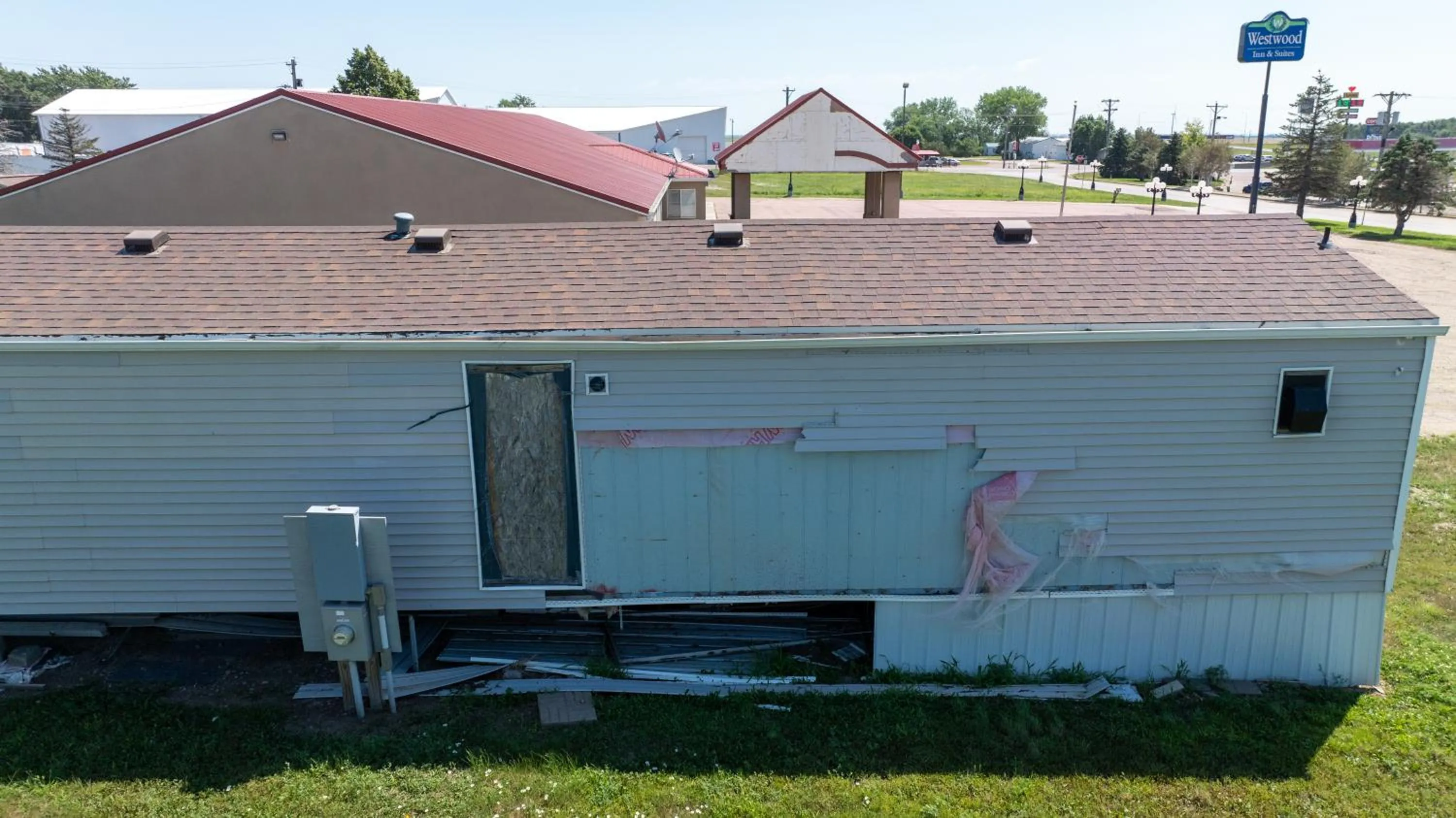 Property building in Westwood Inn & Suites Kimball I 90