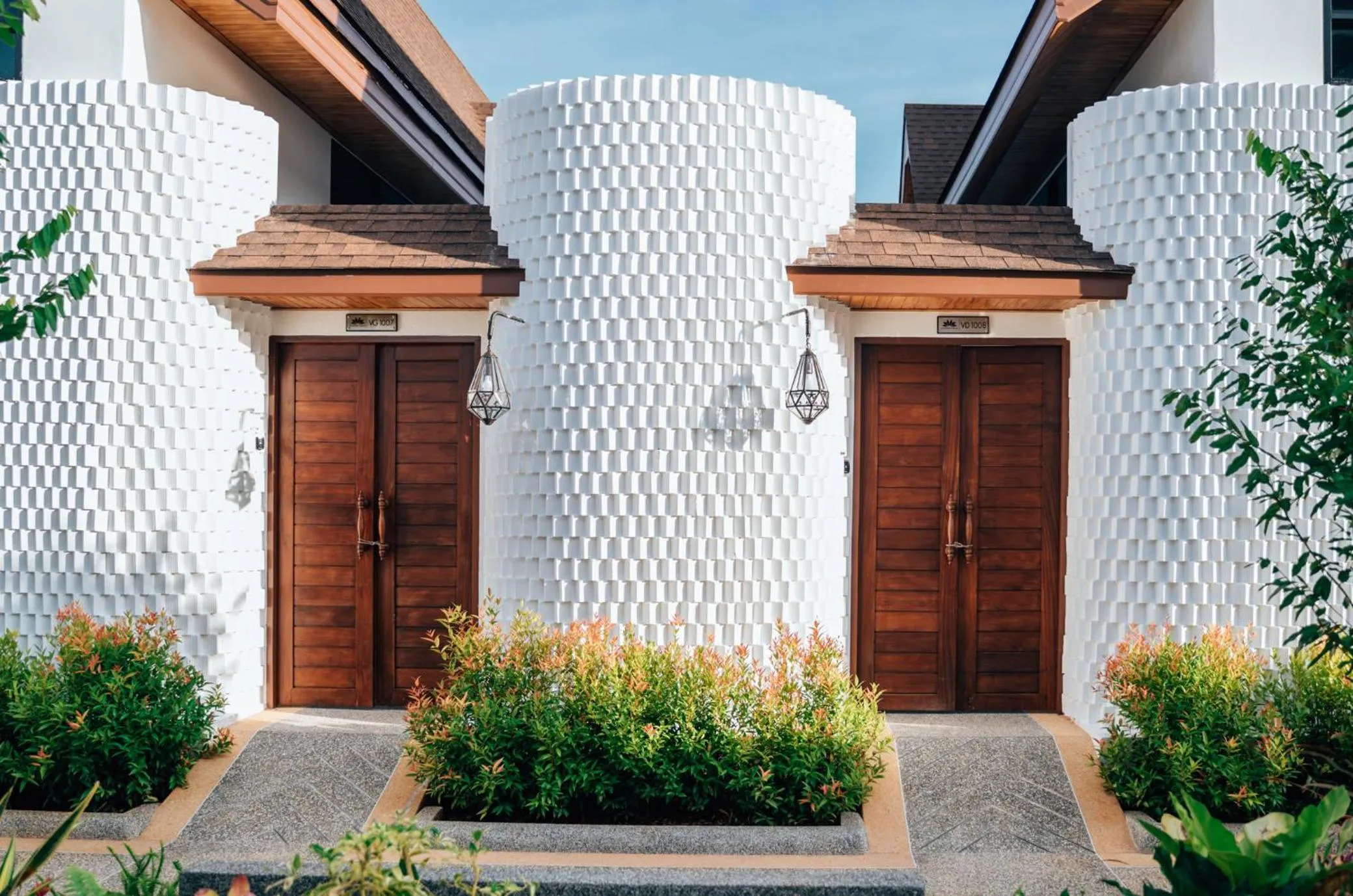 Property building in Poonsiri Varich Pool Villa Aonang