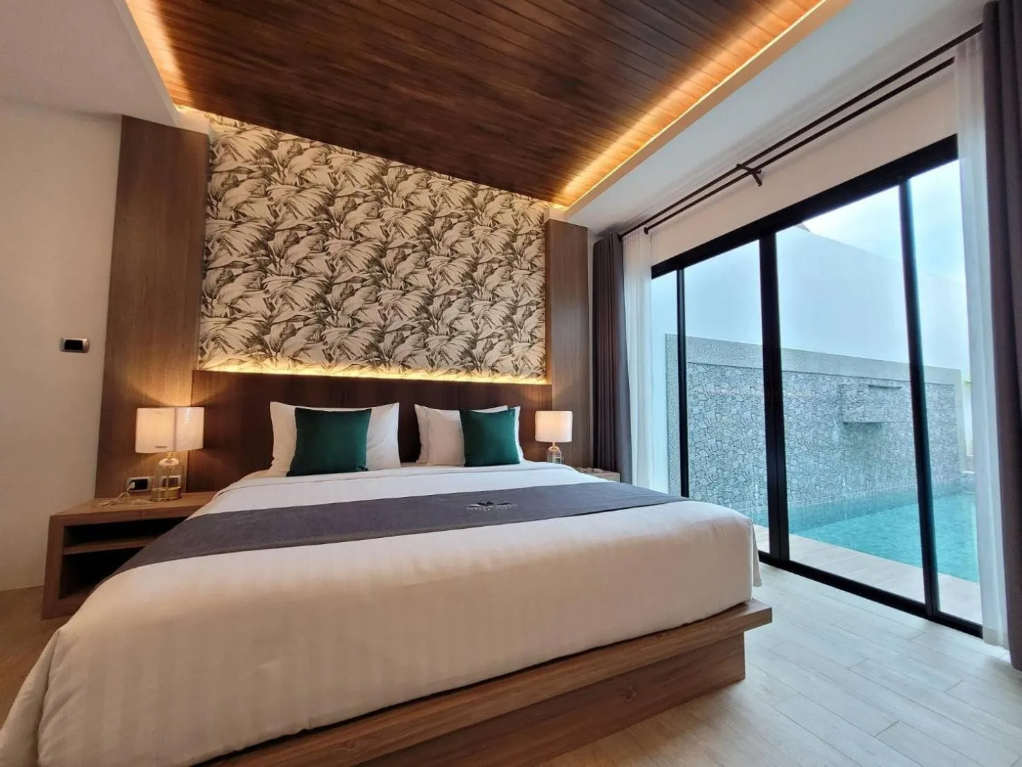 Bed in Poonsiri Varich Pool Villa Aonang