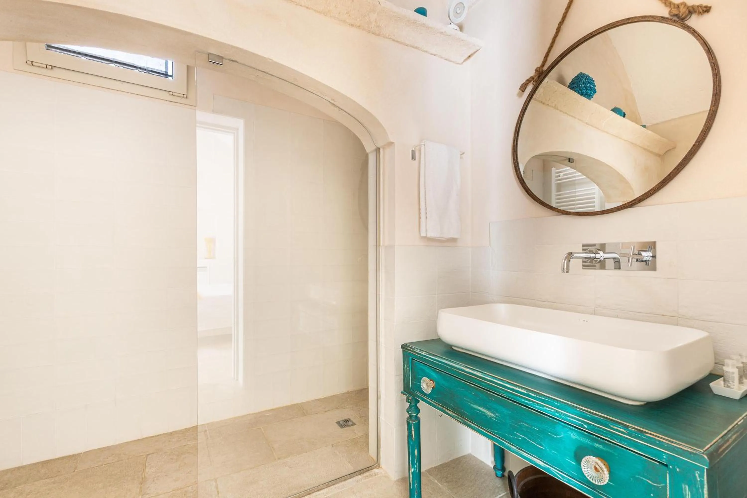 Bathroom in Casino Casalino by Perle di Puglia