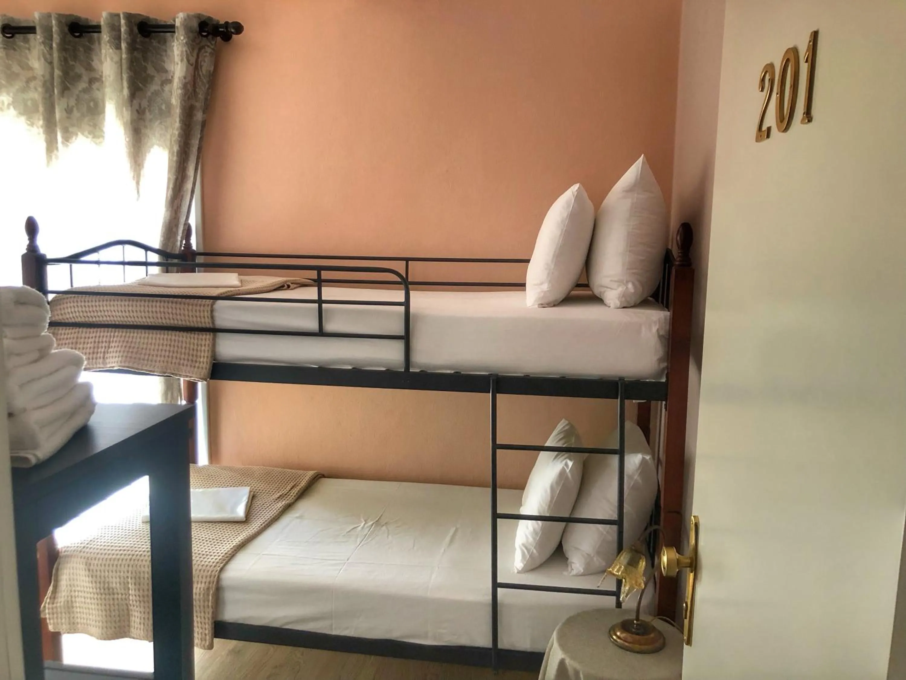 bunk bed, Bed in Guesthouse Monopati - Ξενώνας Μονοπάτι