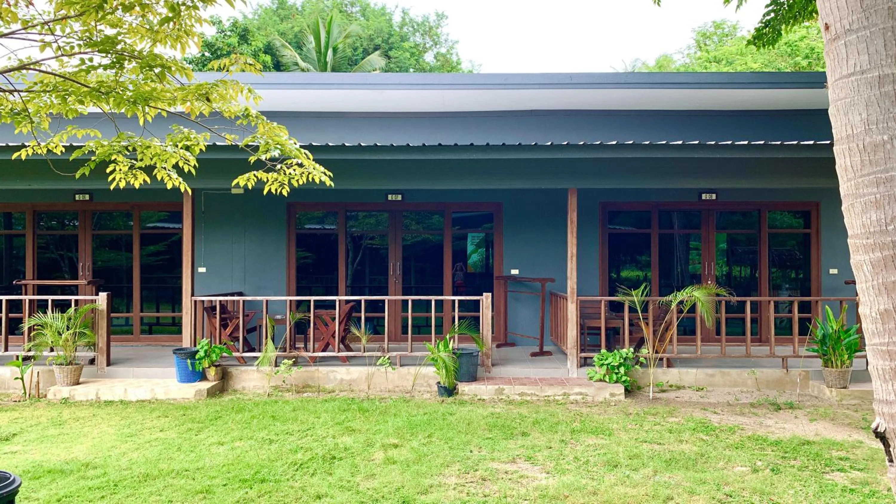 Property building in Tiki Beach Koh Phangan Beach Restaurant Bar and Coworking