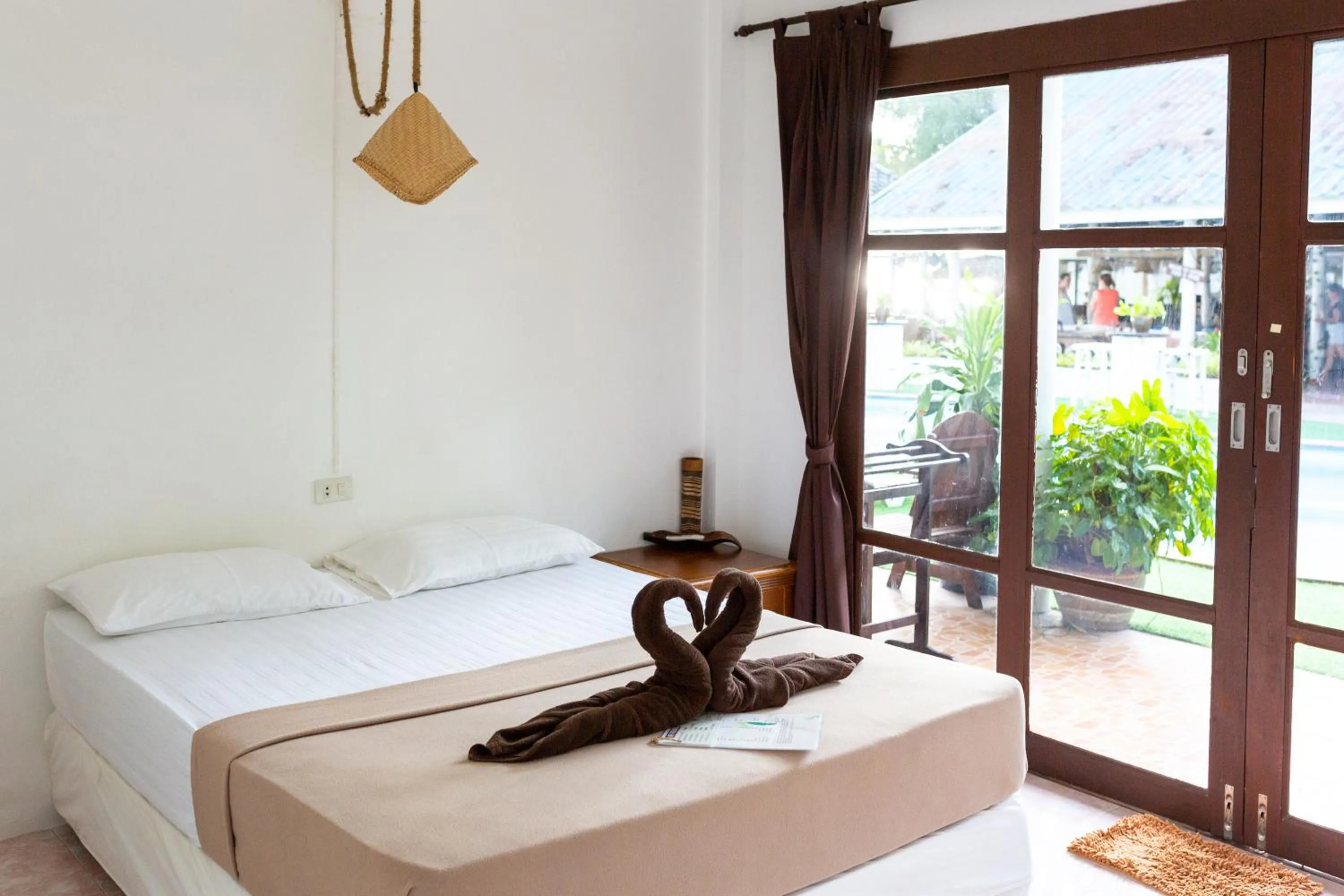 Bedroom, Bed in Tiki Beach Koh Phangan Beach Restaurant Bar and Coworking