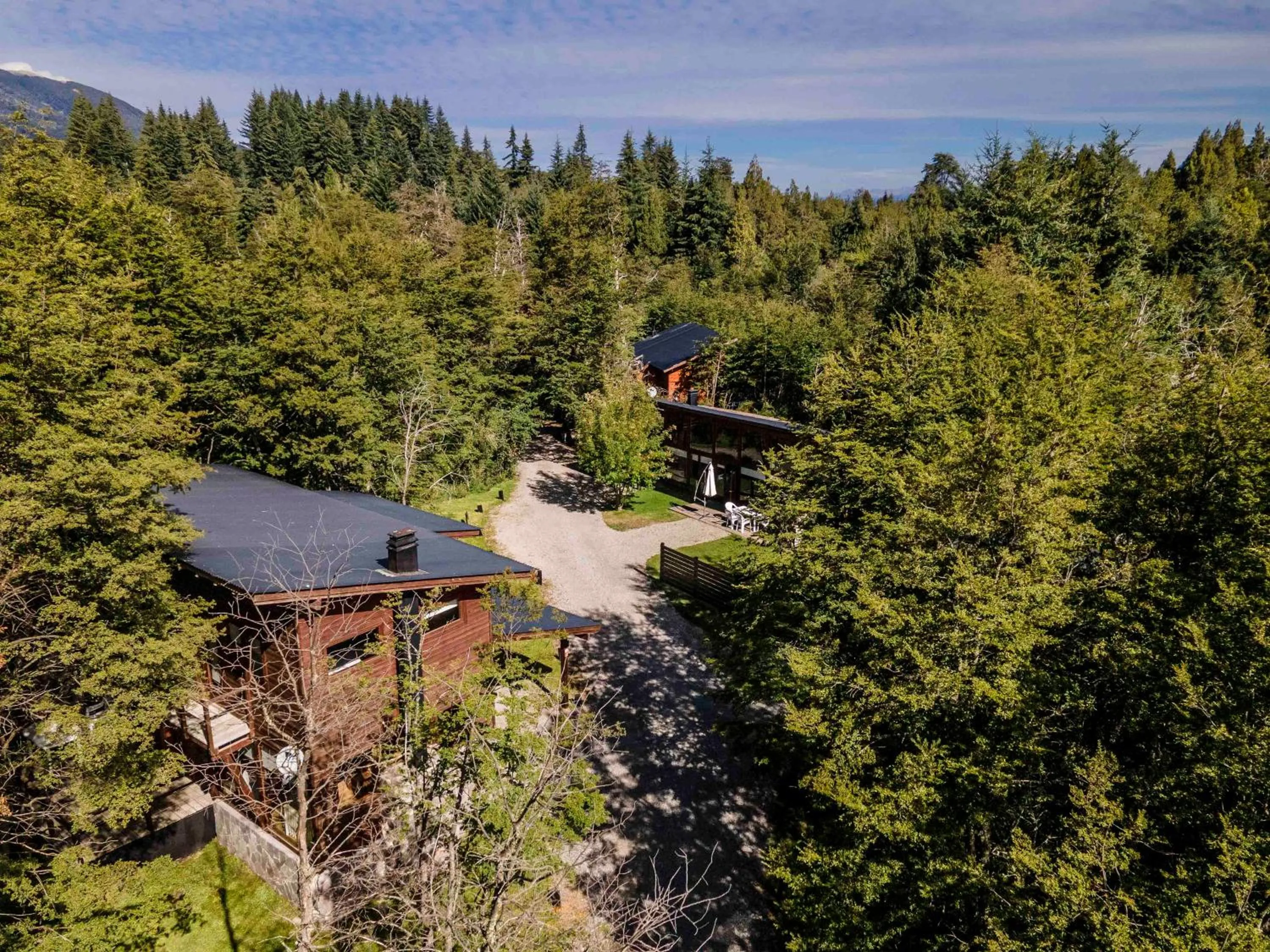 Arbolar, Casas de Montaña- Piscina climatizada