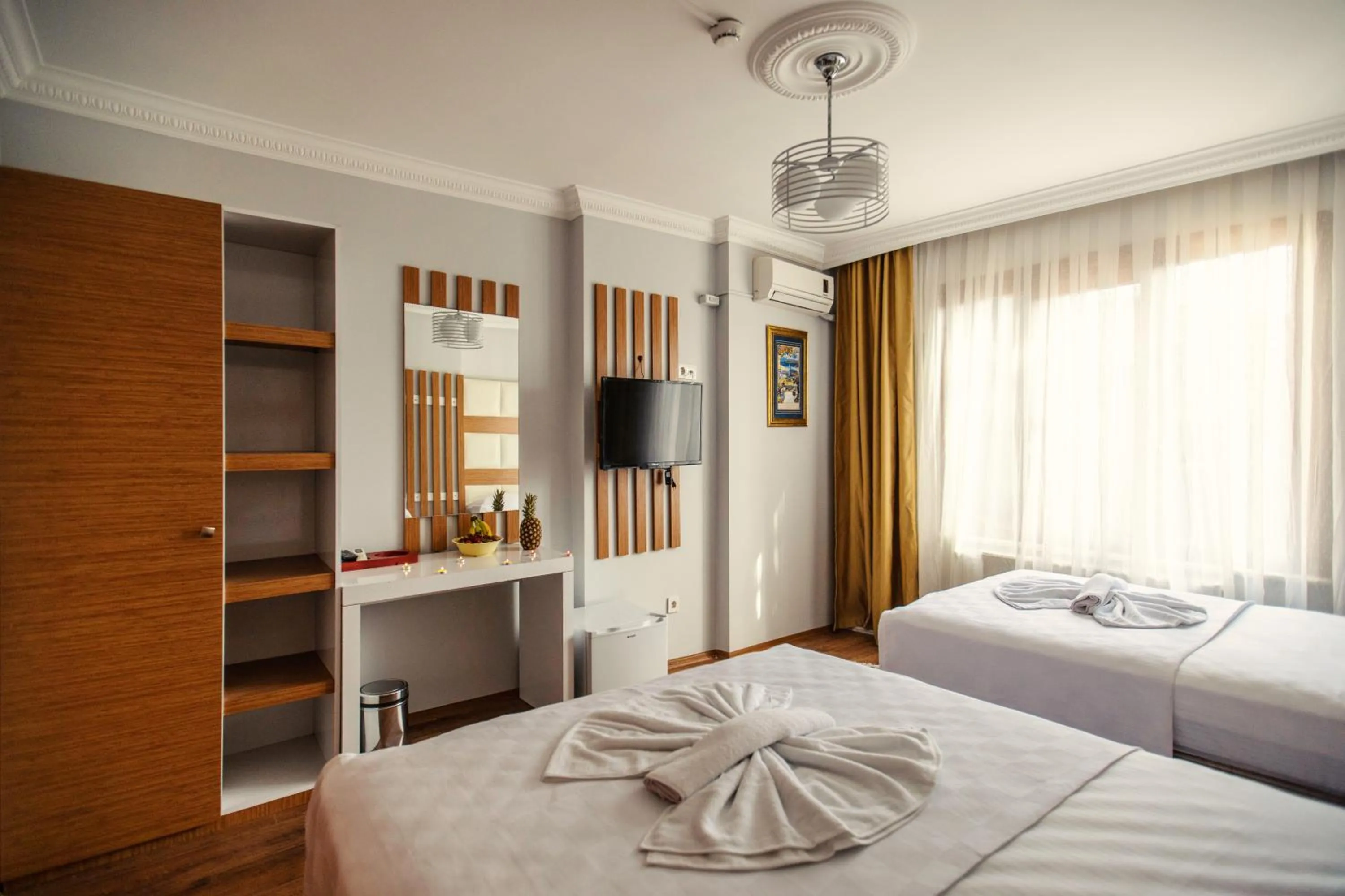 Bed in Maduro Hotel Istanbul