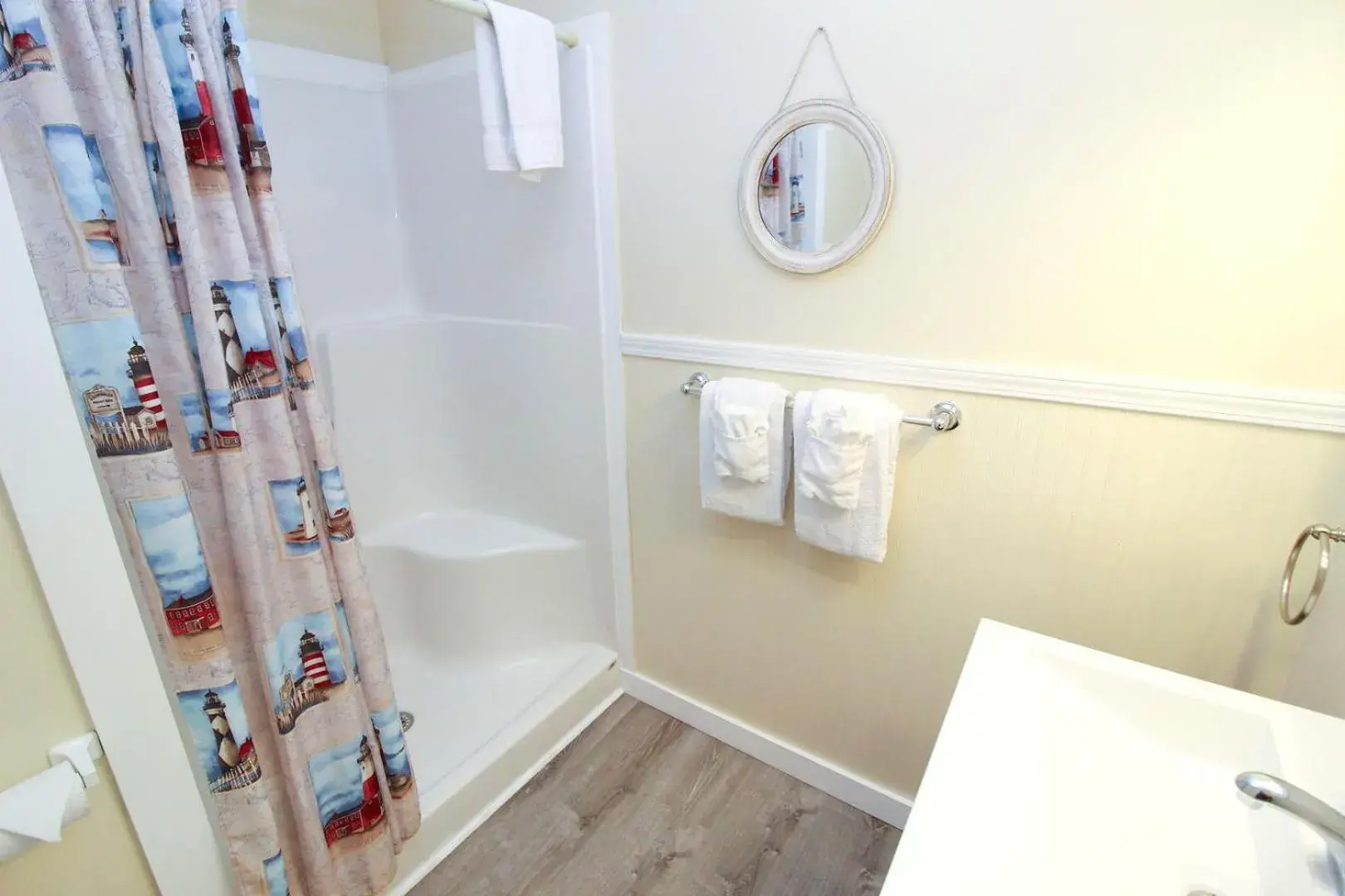 Shower in Fin 'N Feather Waterside Inn by Kees Vacations Shower in Fin 'N Feather Waterside Inn by Kees Vacations