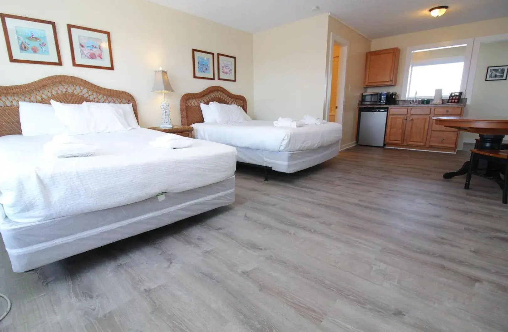 Bed in Fin 'N Feather Waterside Inn by Kees Vacations Bed in Fin 'N Feather Waterside Inn by Kees Vacations