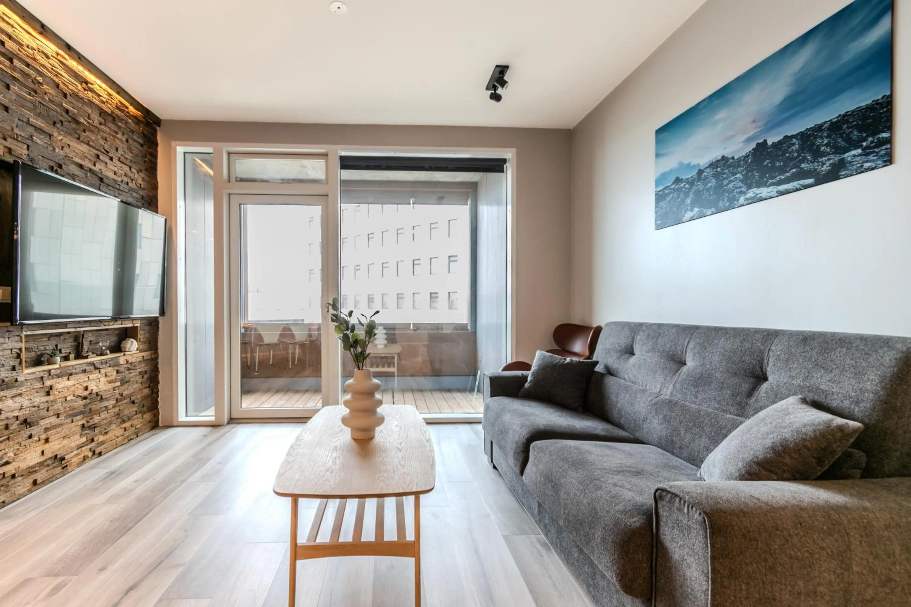 TV and multimedia in Sif Apartments by Heimaleiga