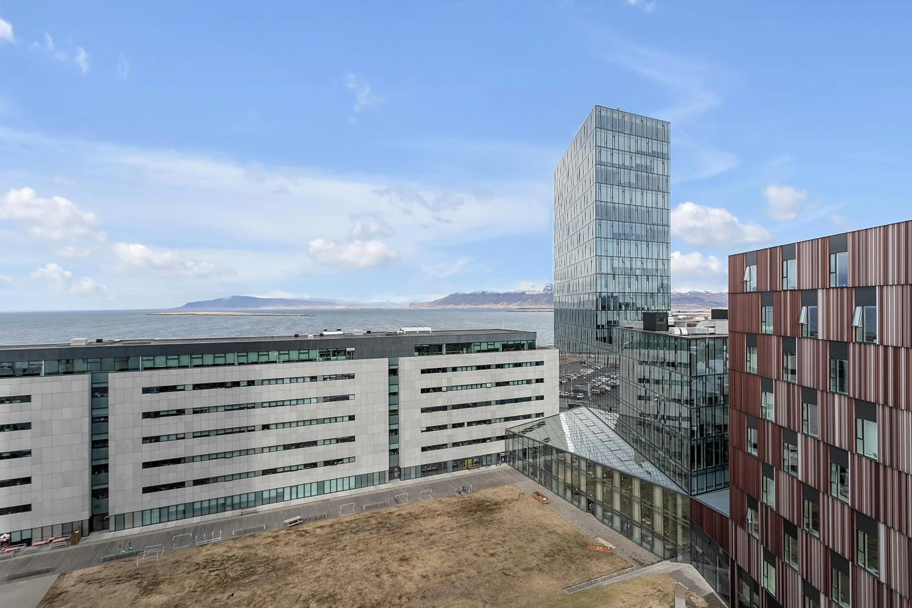 Sea view in Sif Apartments by Heimaleiga