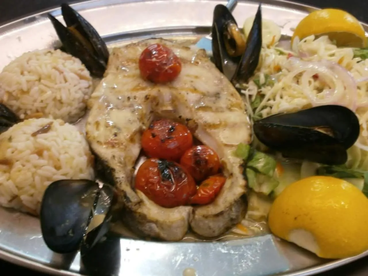 Restaurant/places to eat in Vangelis Studios