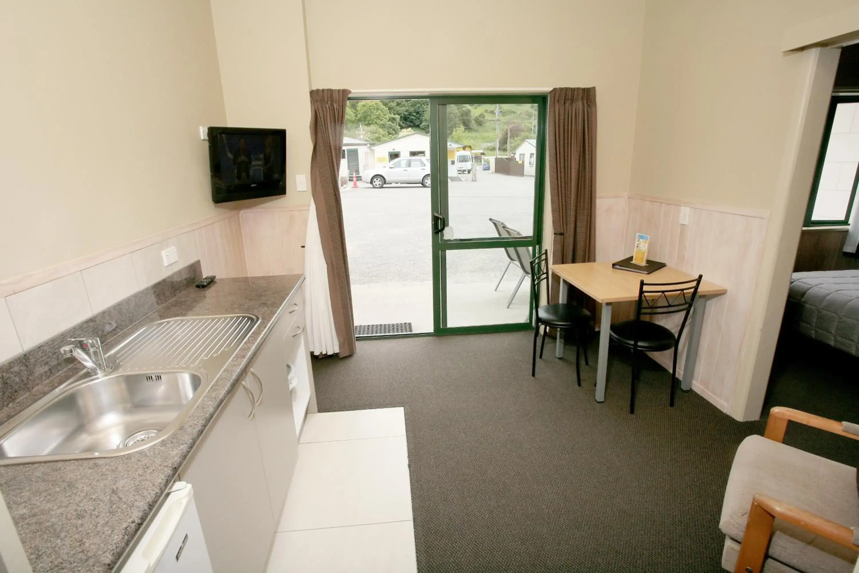 Family Room with Private Bathroom in Oamaru TOP 10 Holiday Park Family Room with Private Bathroom in Oamaru TOP 10 Holiday Park