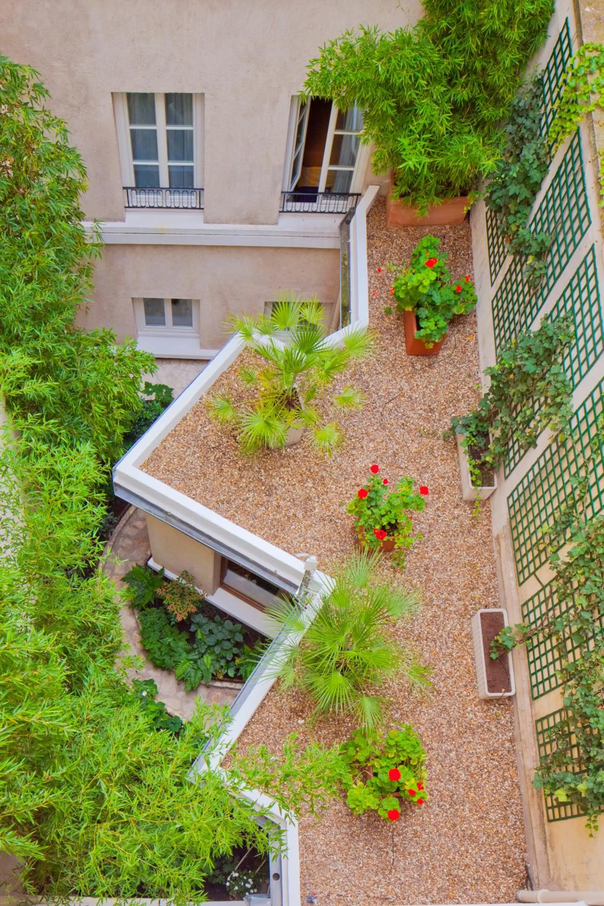 View (from property/room) in Hôtel Beaubourg