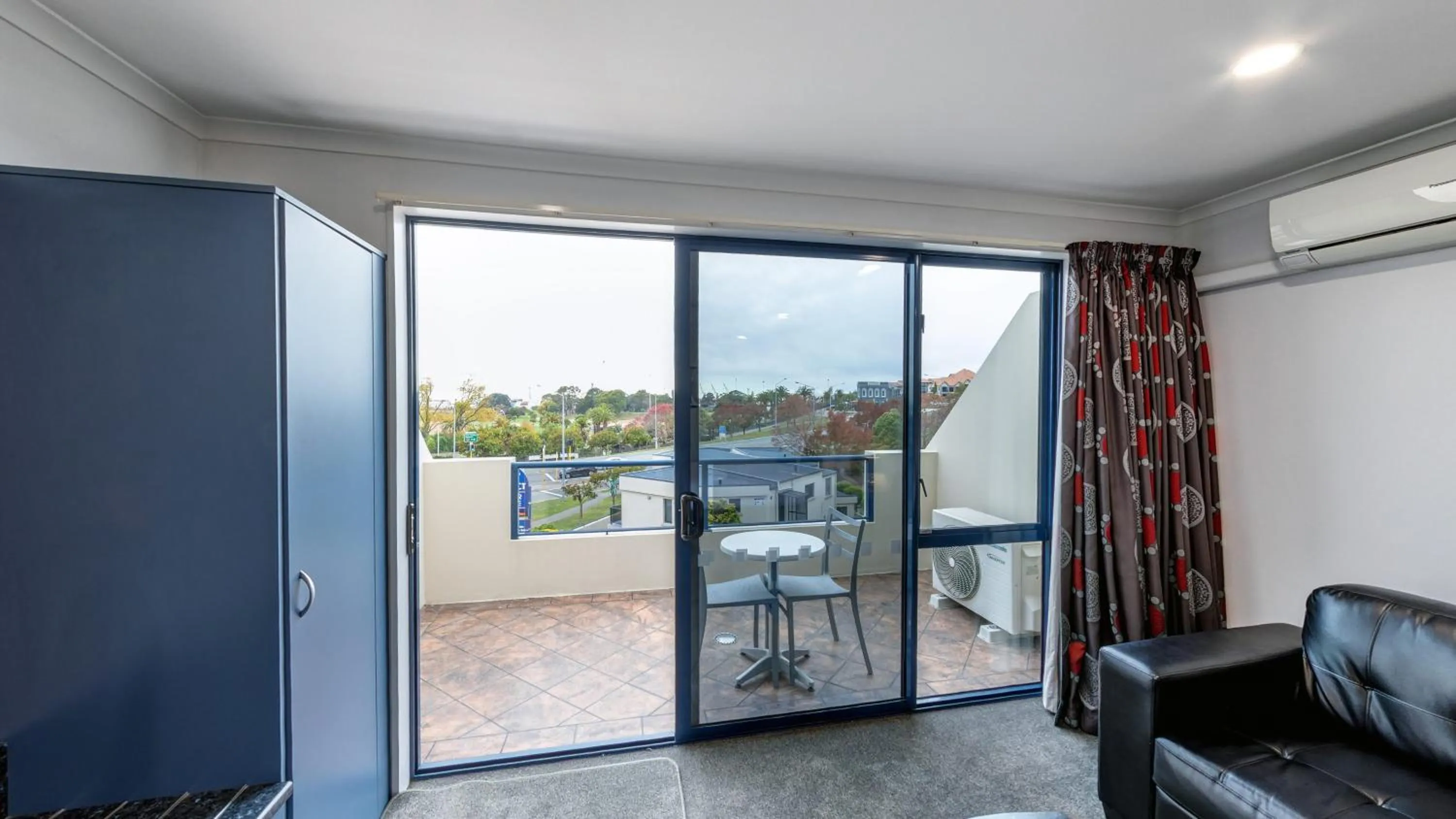 Balcony/Terrace in Bay Viaduct Motor Lodge