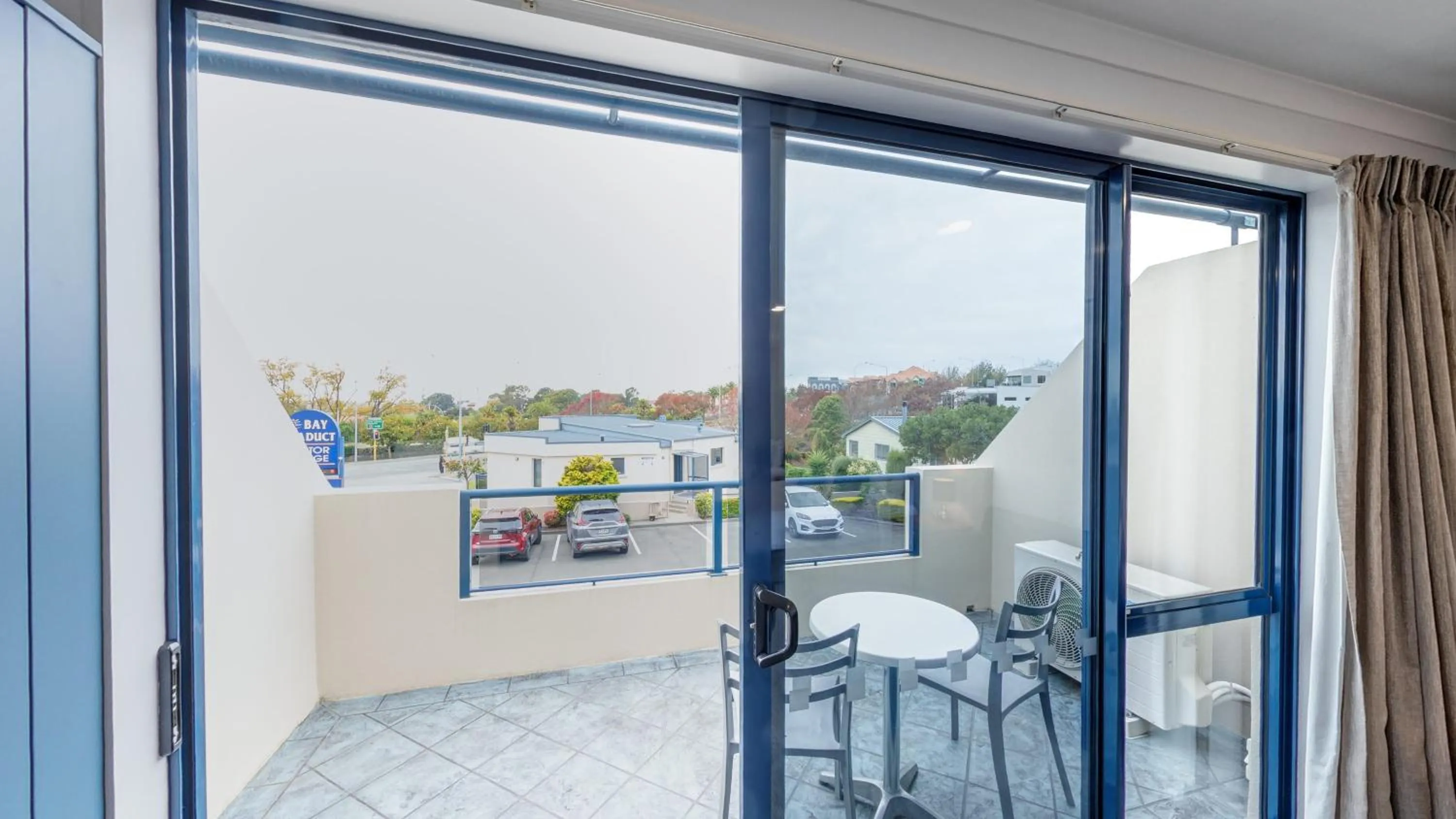 Balcony/Terrace in Bay Viaduct Motor Lodge