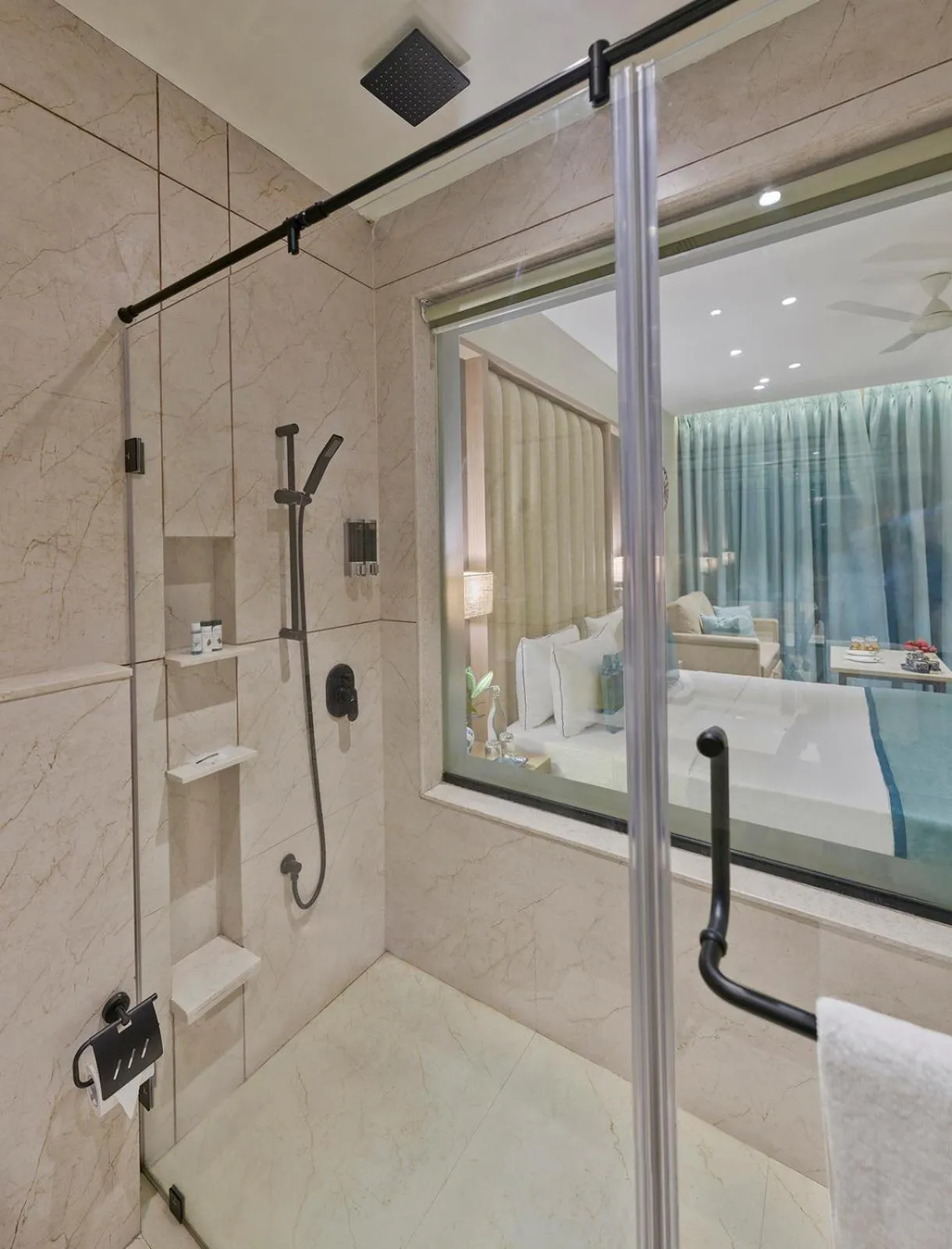 Shower in Shivsagar Resort & Spa