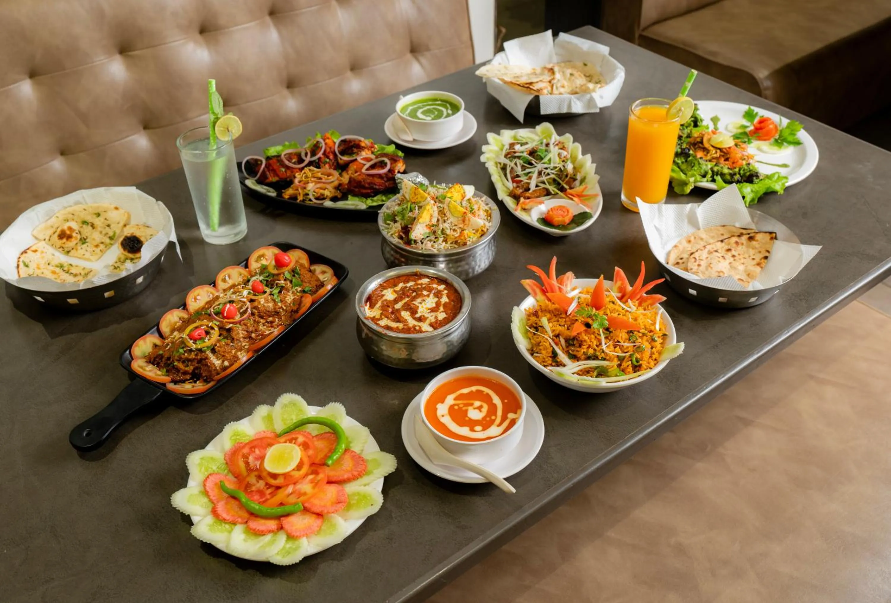 Restaurant/places to eat in Shivsagar Resort & Spa