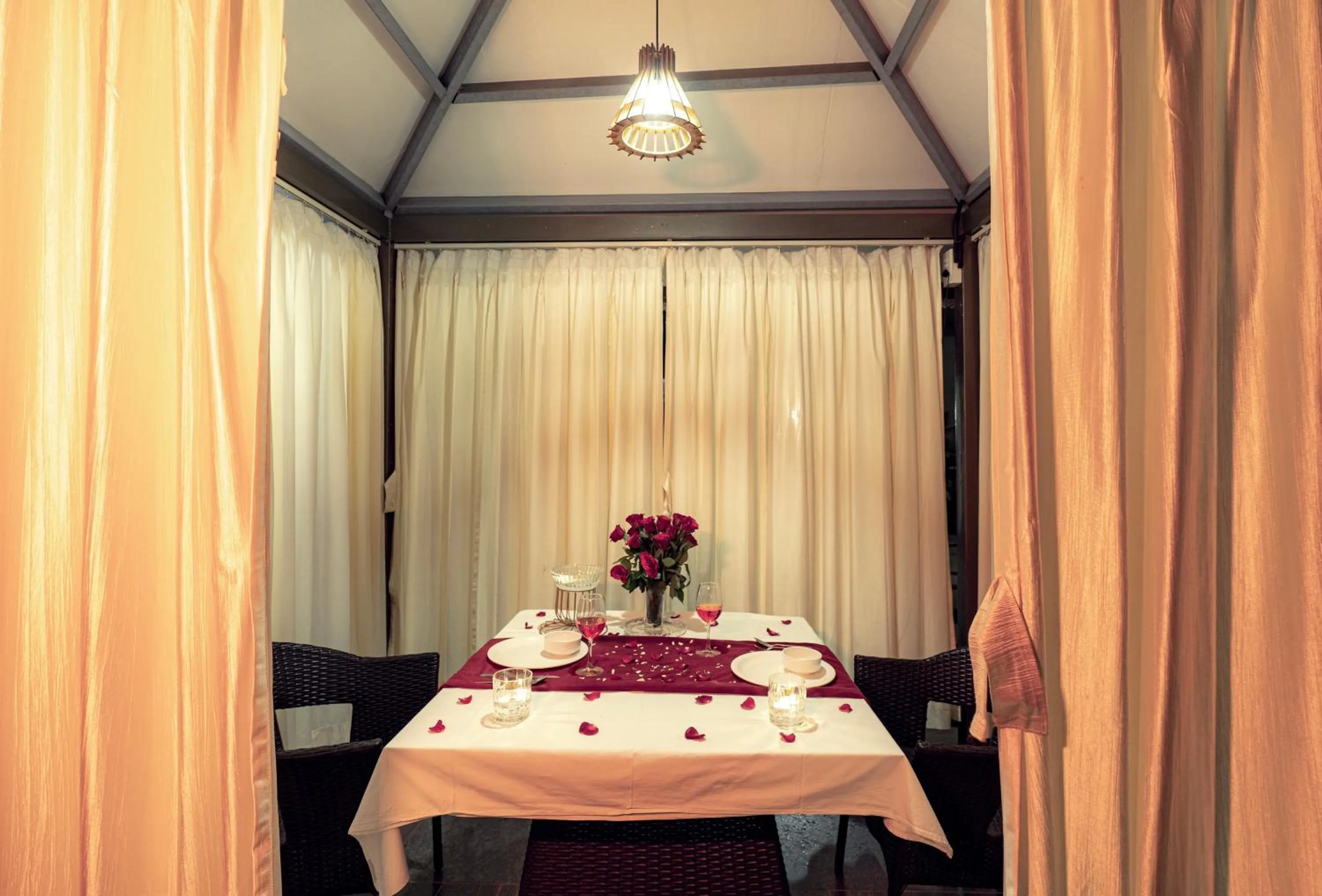 Bed in Shivsagar Resort & Spa