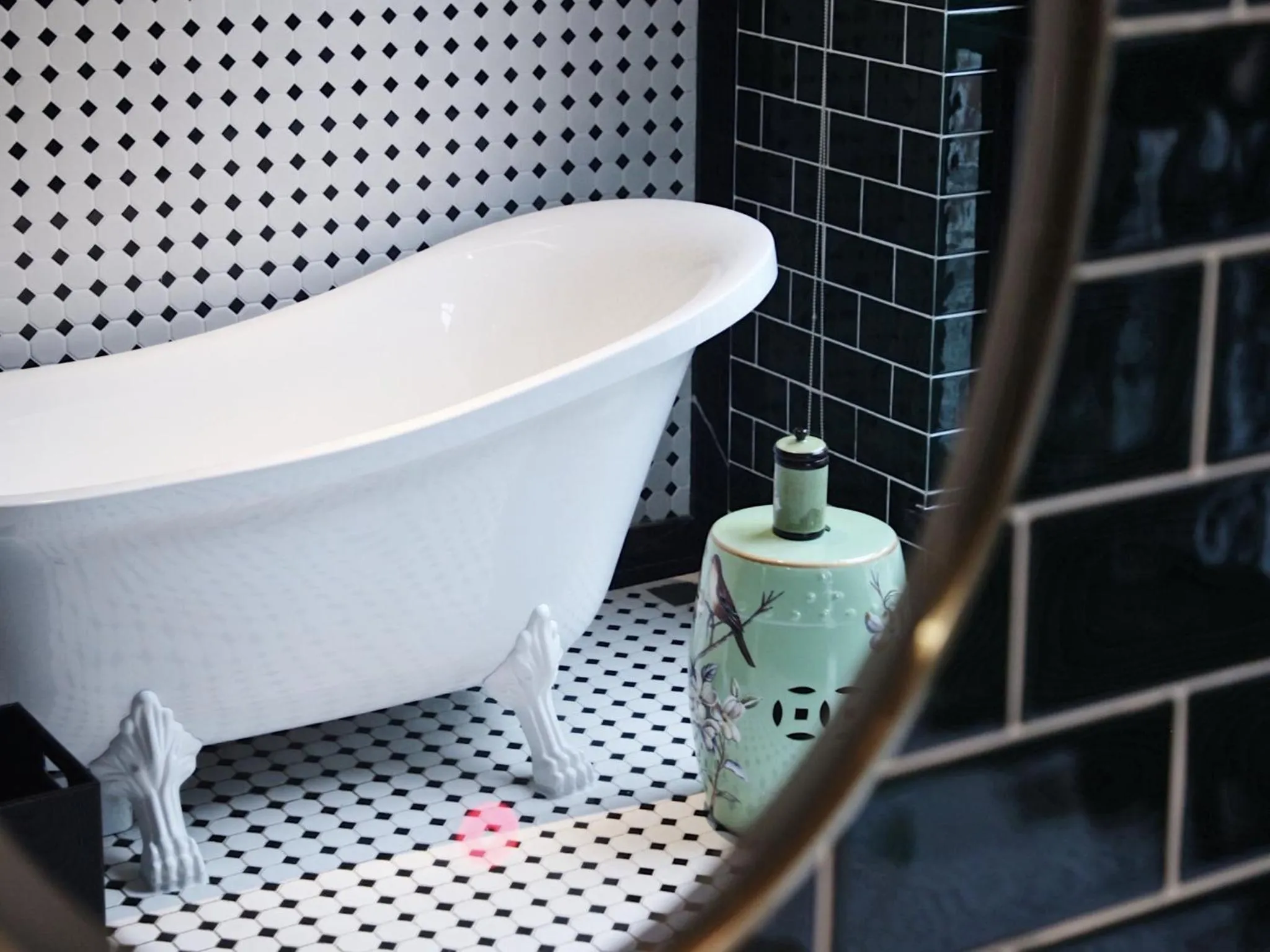 Bathroom in Hotel Indigo Heilong Lake by IHG