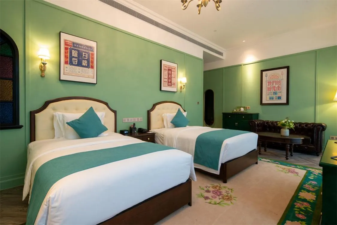 Photo of the whole room in Hotel Indigo Heilong Lake by IHG