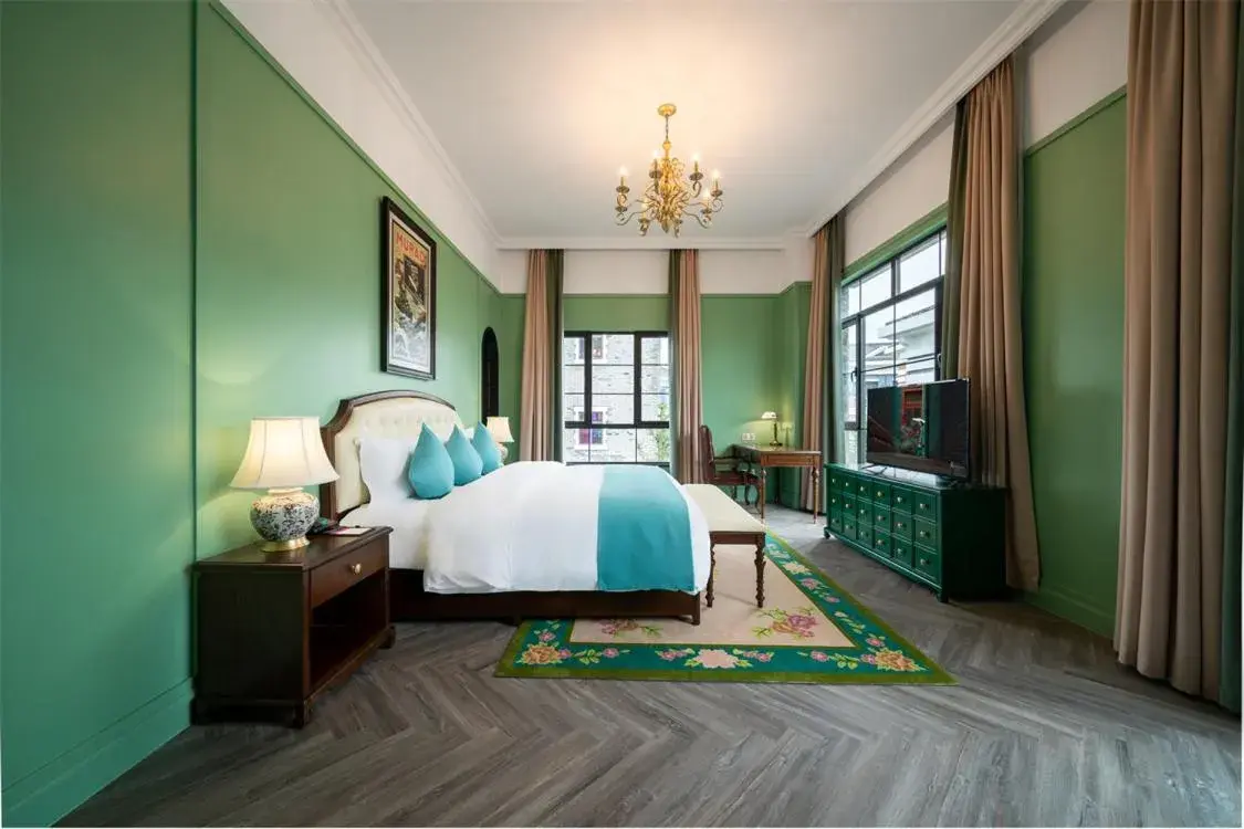 Suite in Hotel Indigo Heilong Lake by IHG Suite in Hotel Indigo Heilong Lake by IHG