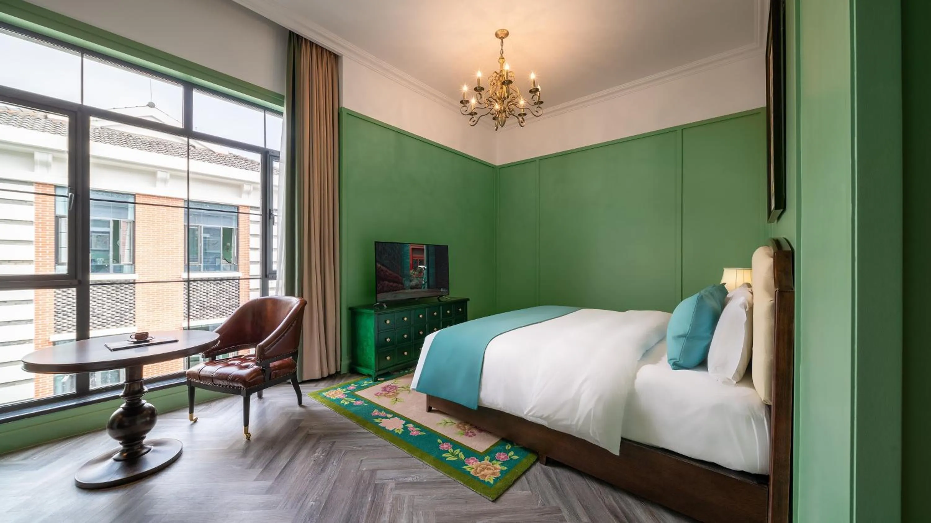 Photo of the whole room in Hotel Indigo Heilong Lake by IHG