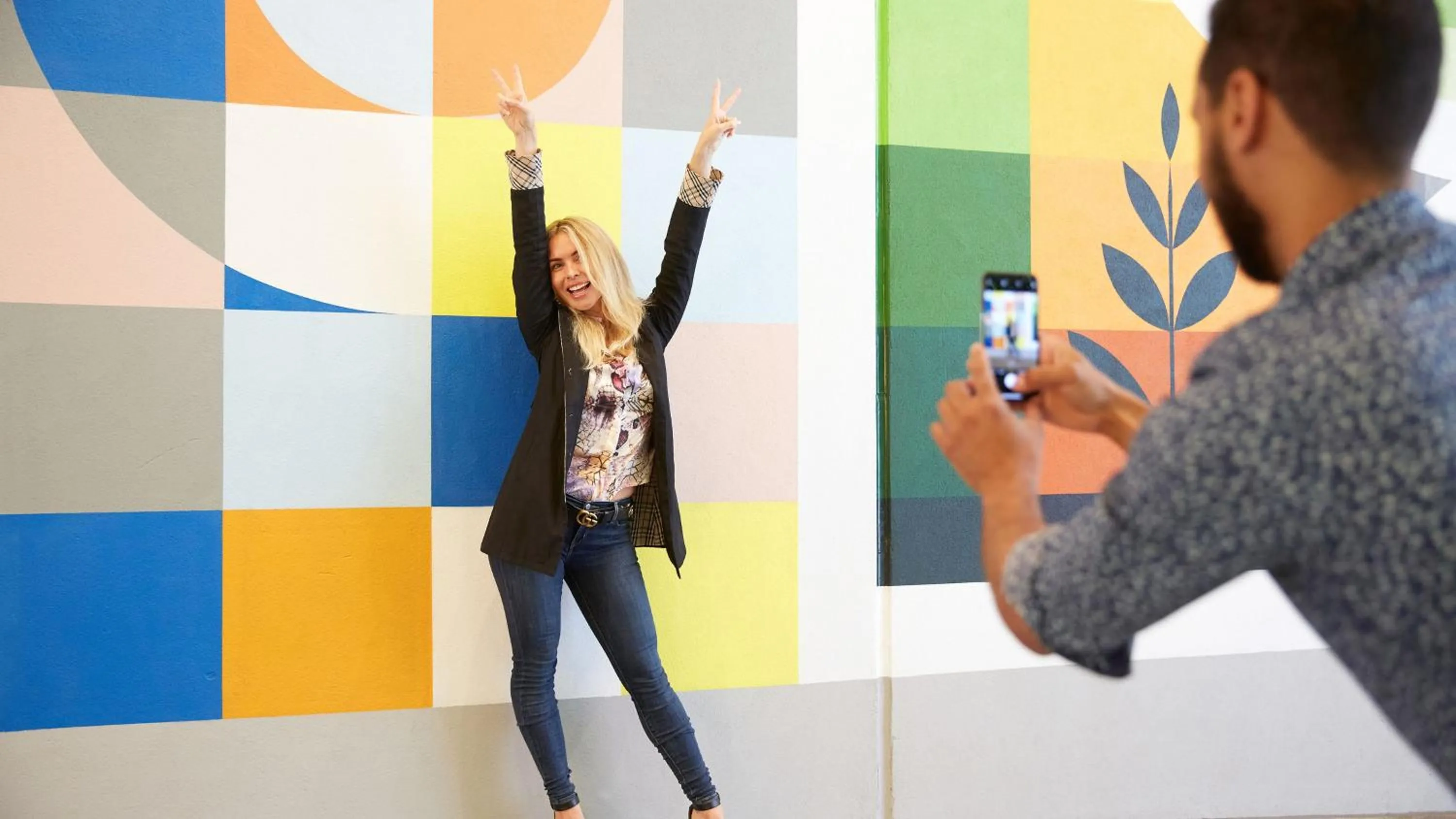 People in Holiday Inn Express Melbourne Southbank by IHG