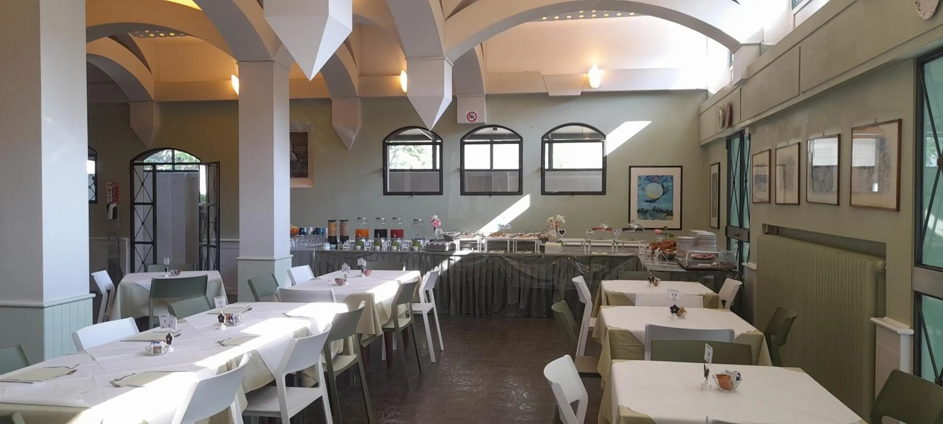 Breakfast in Hotel Maddalena