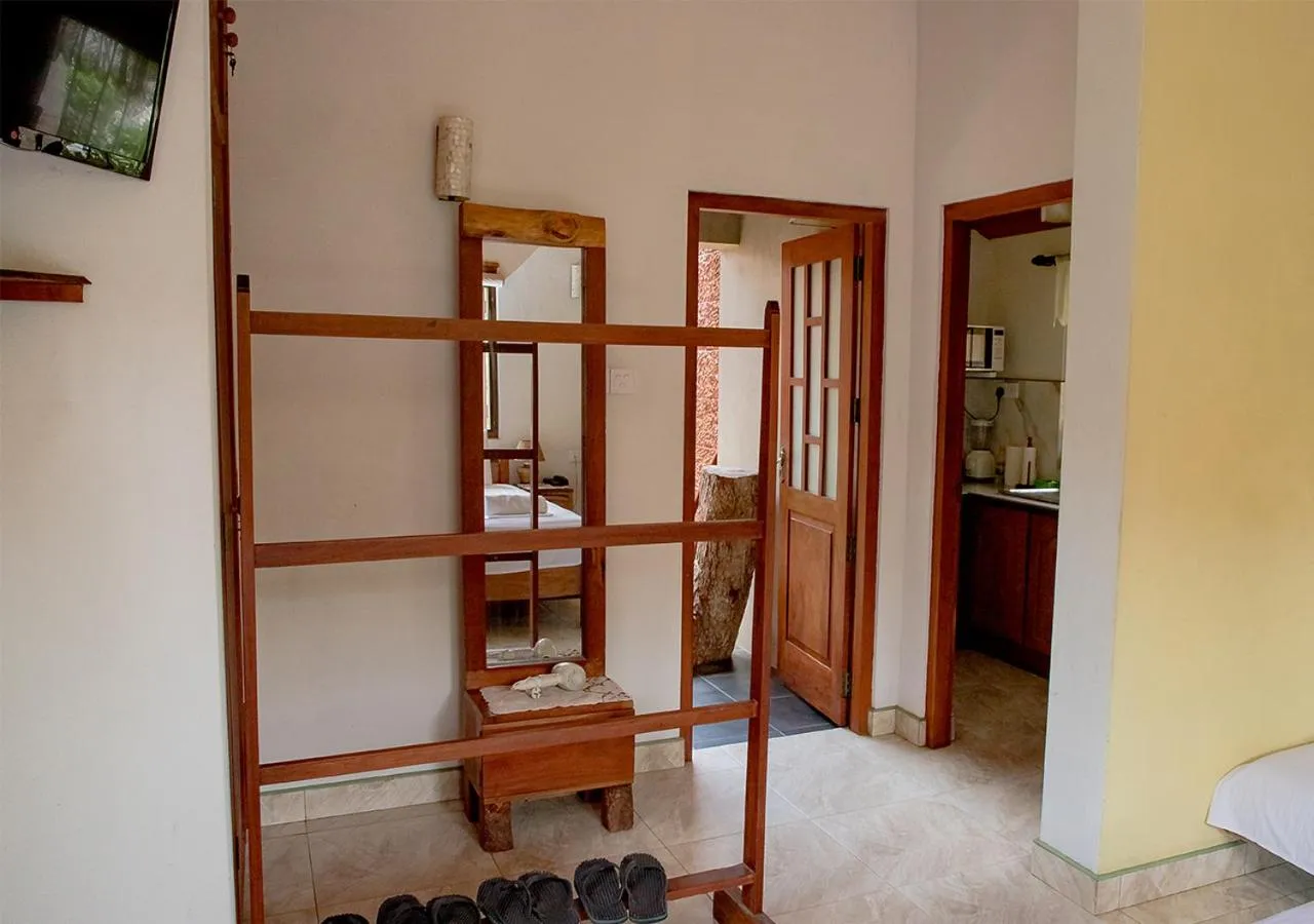 Property building in Villa Shade