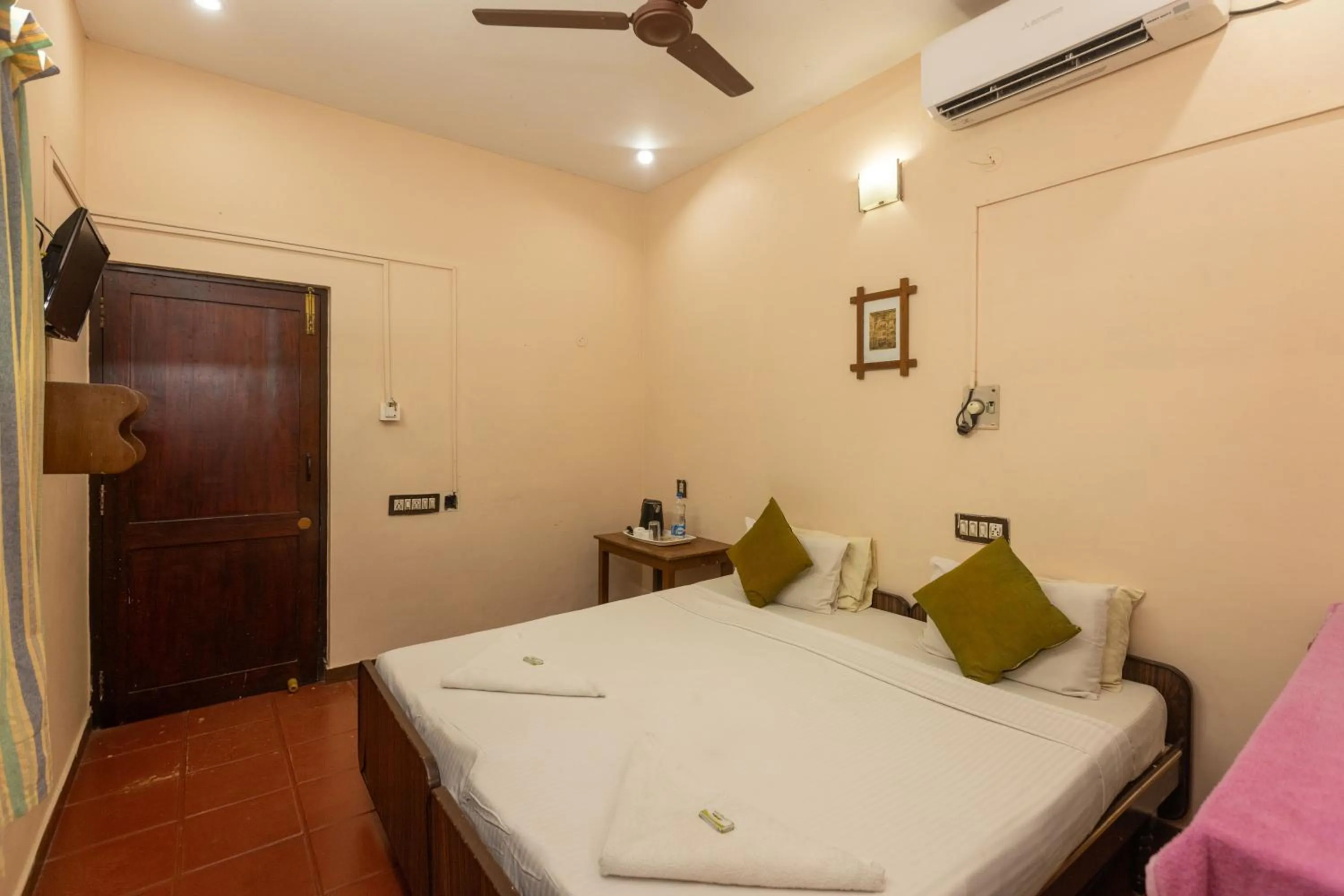 Bed in Coramandal Heritage