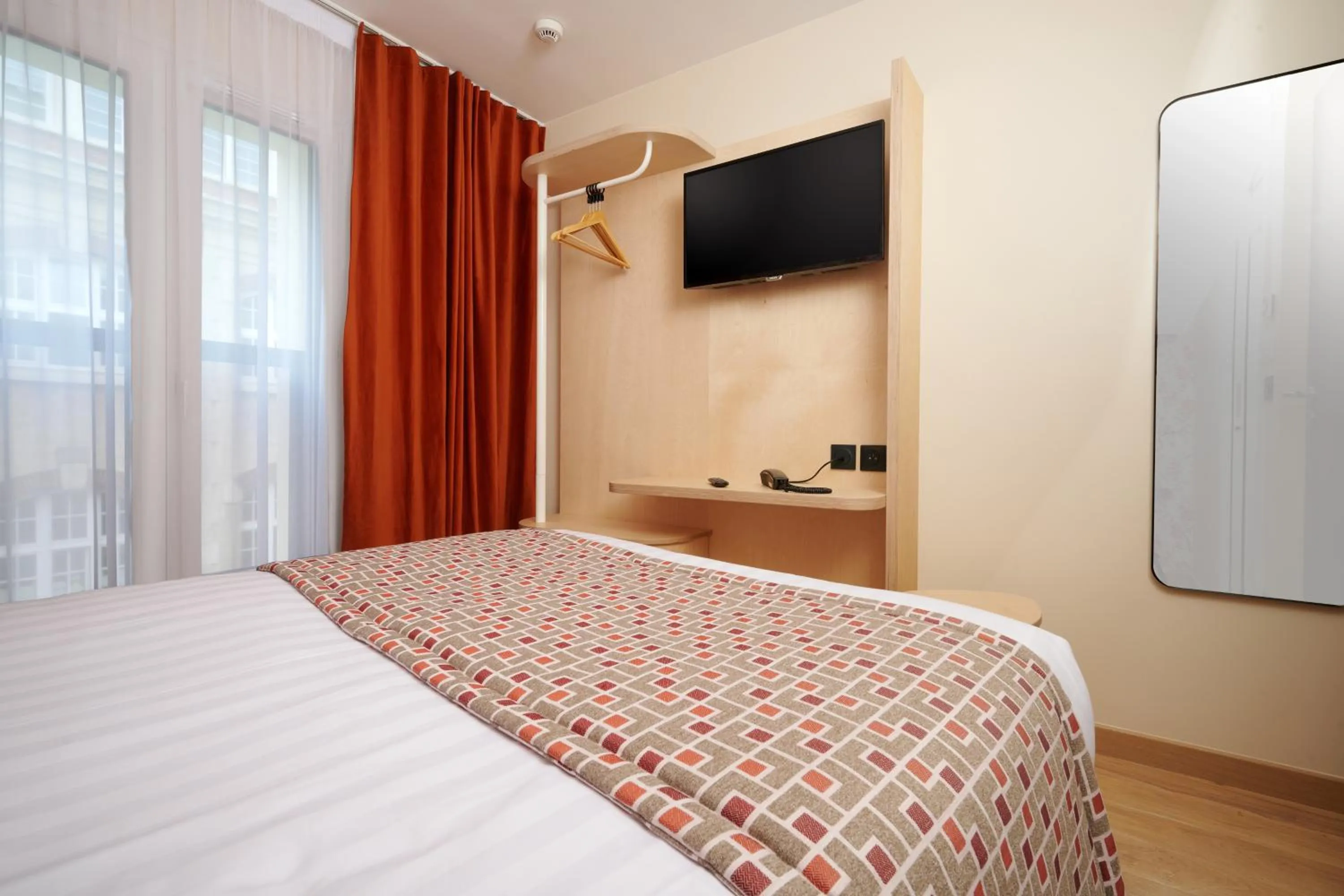 Bedroom, Bed in VLH Montparnasse Eiffel