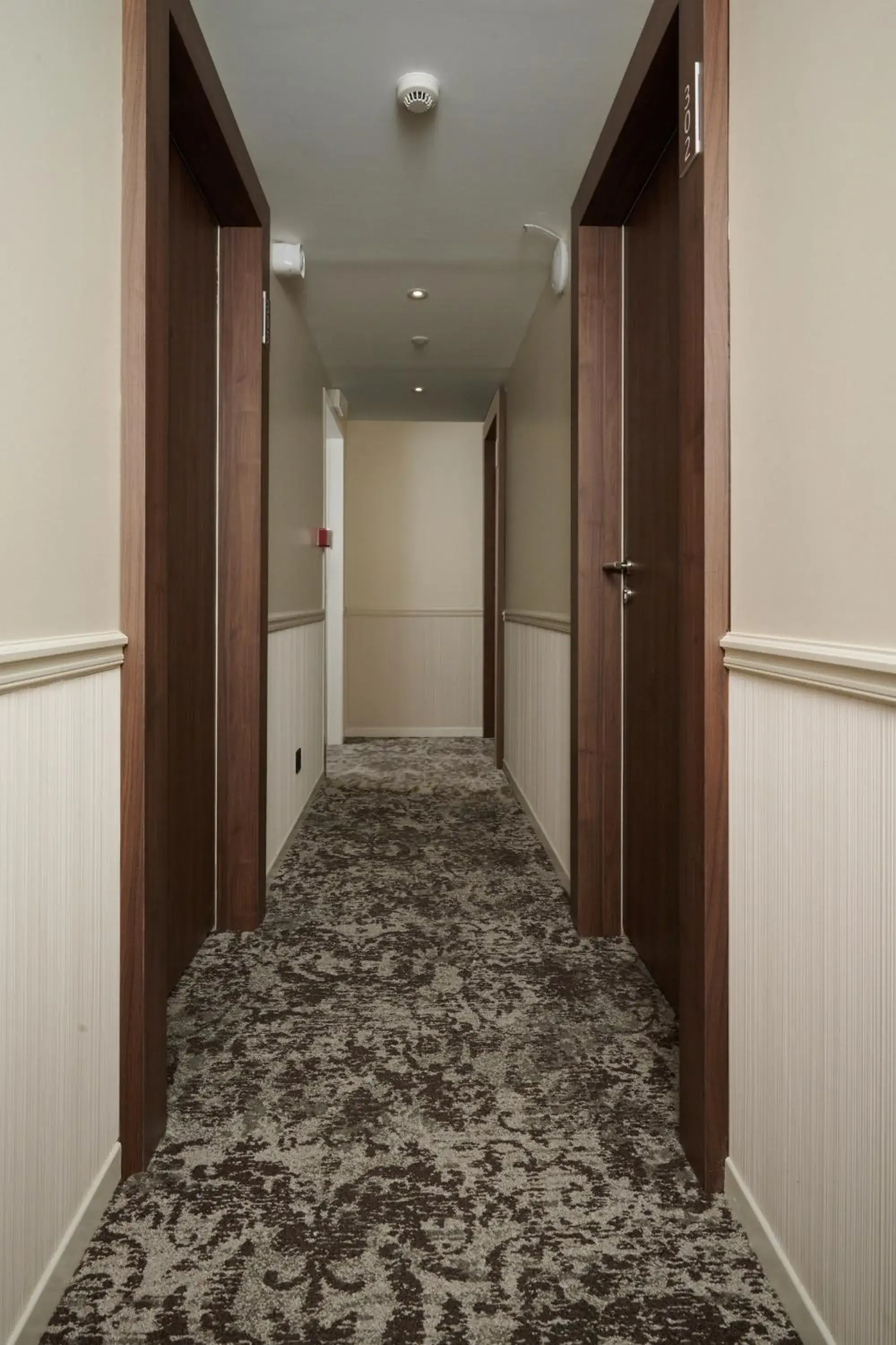 Property building in VLH Montparnasse Eiffel Property building in VLH Montparnasse Eiffel