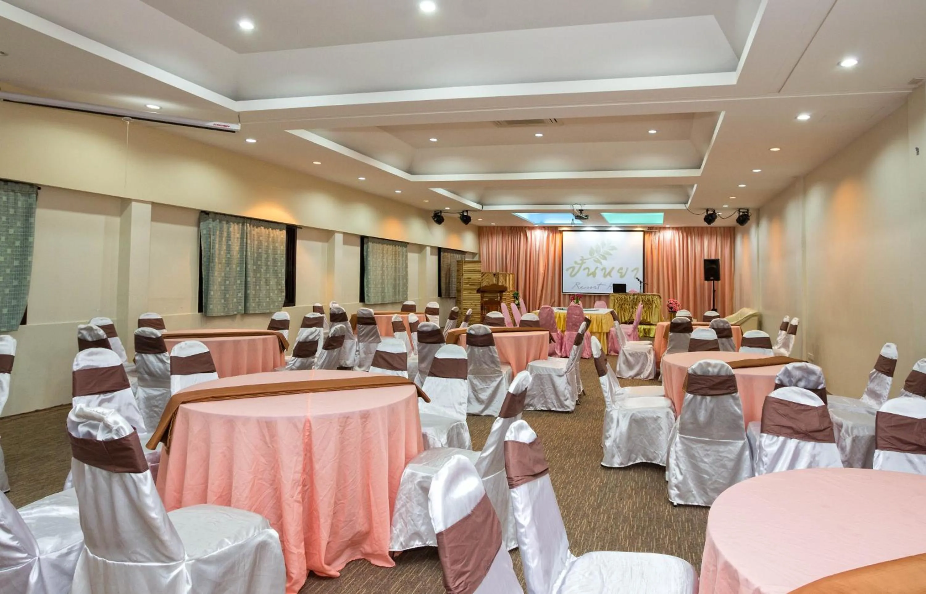 Banquet/Function facilities in Panya Resort Hotel