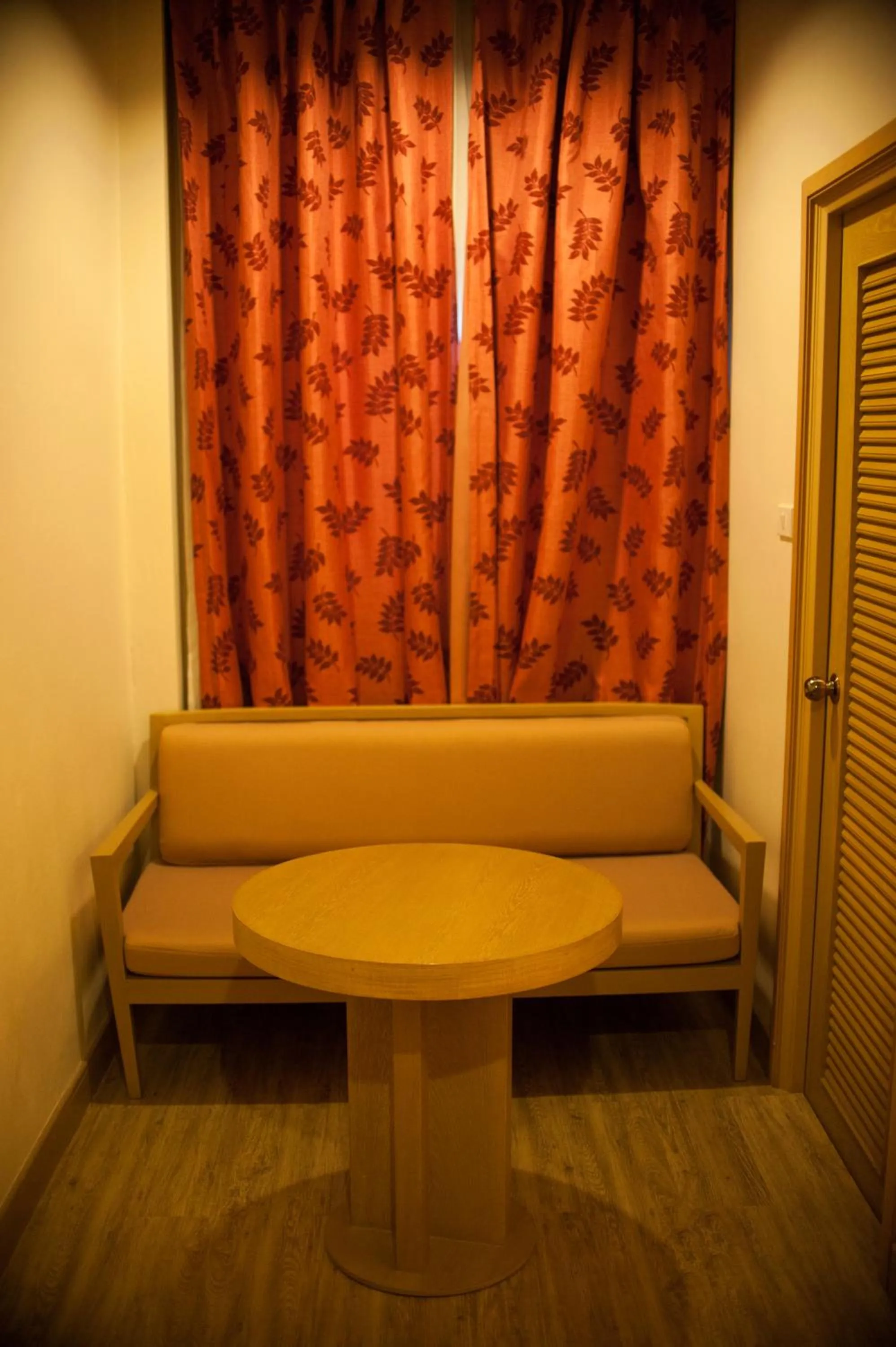 Seating area in Panya Resort Hotel