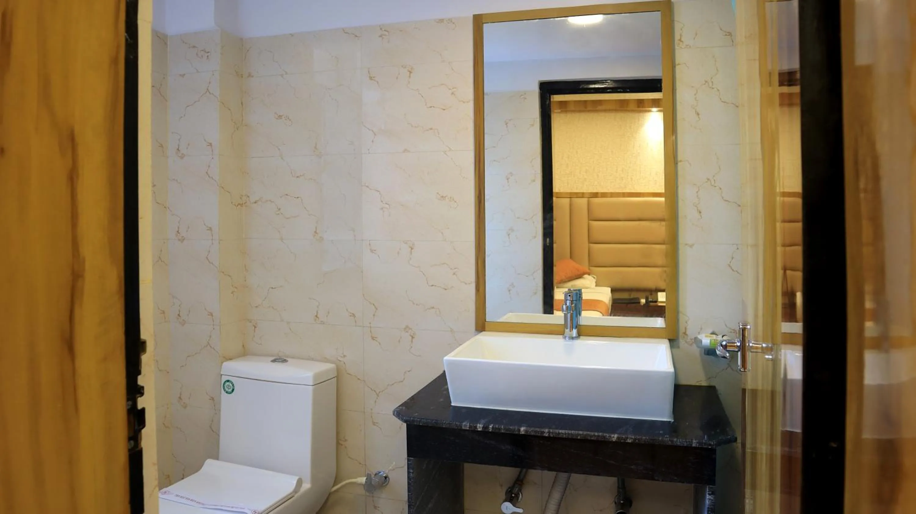 Toilet in Hotel Executive Tower