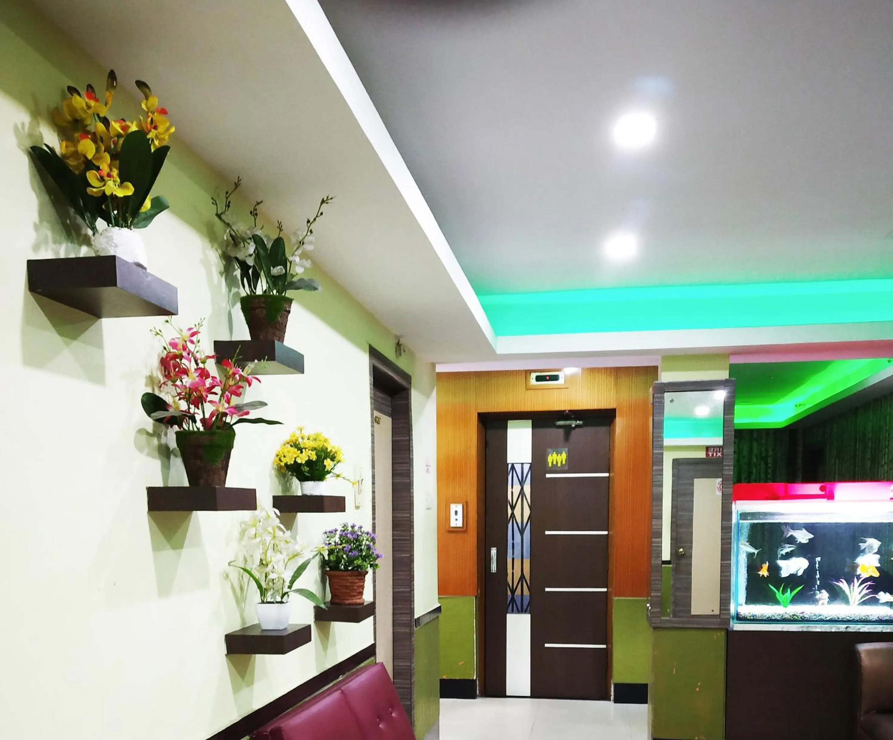 Area and facilities in Hotel Executive Tower