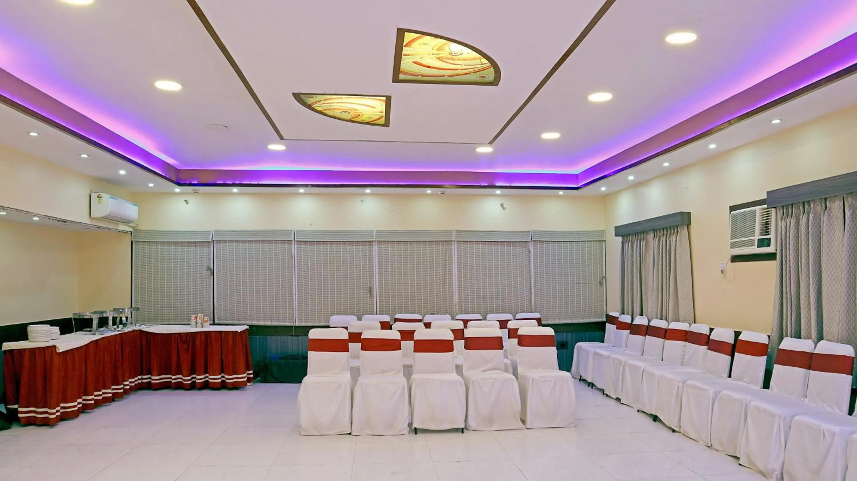 Banquet/Function facilities in Hotel Executive Tower
