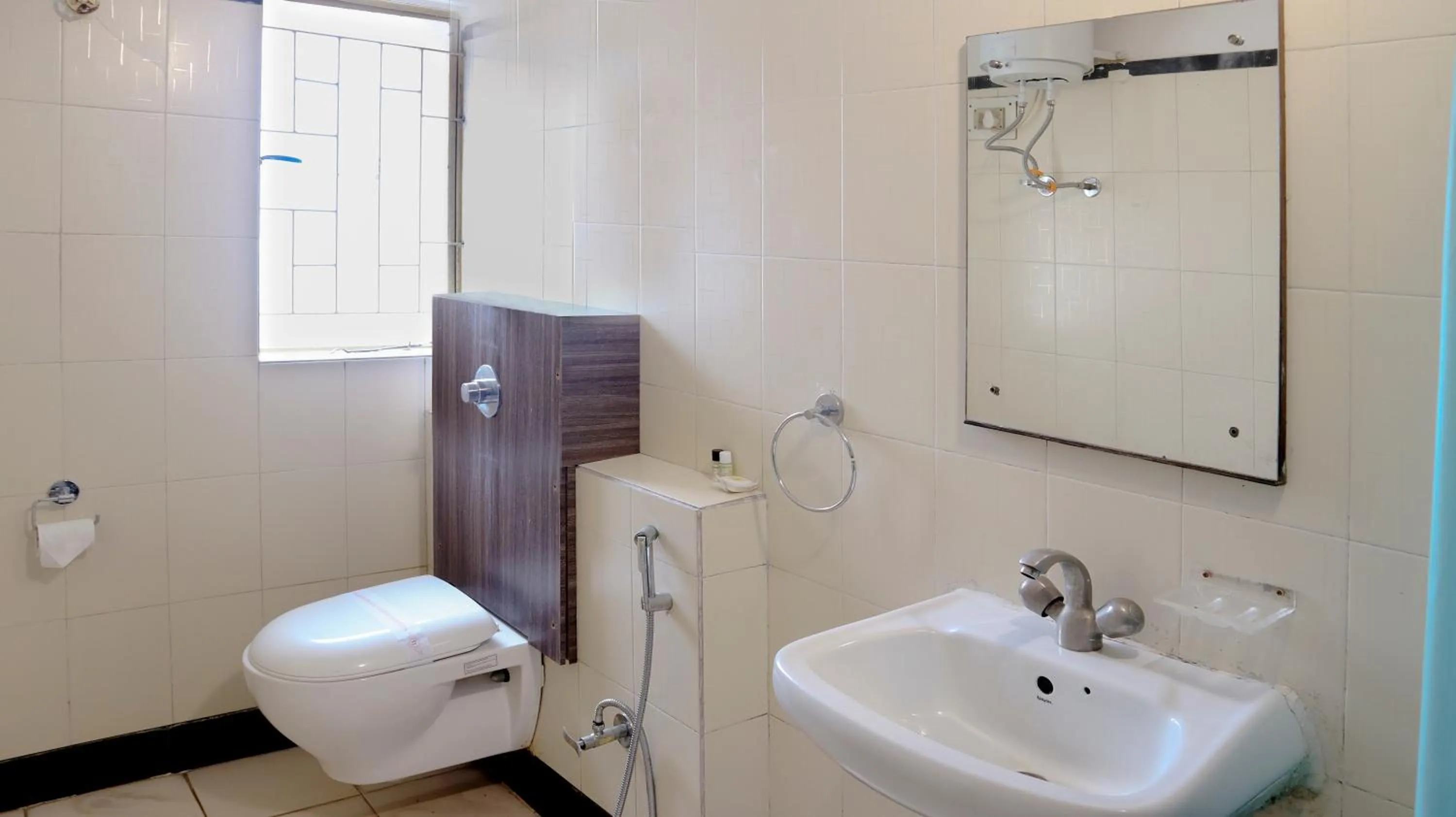 Toilet in Hotel Executive Tower