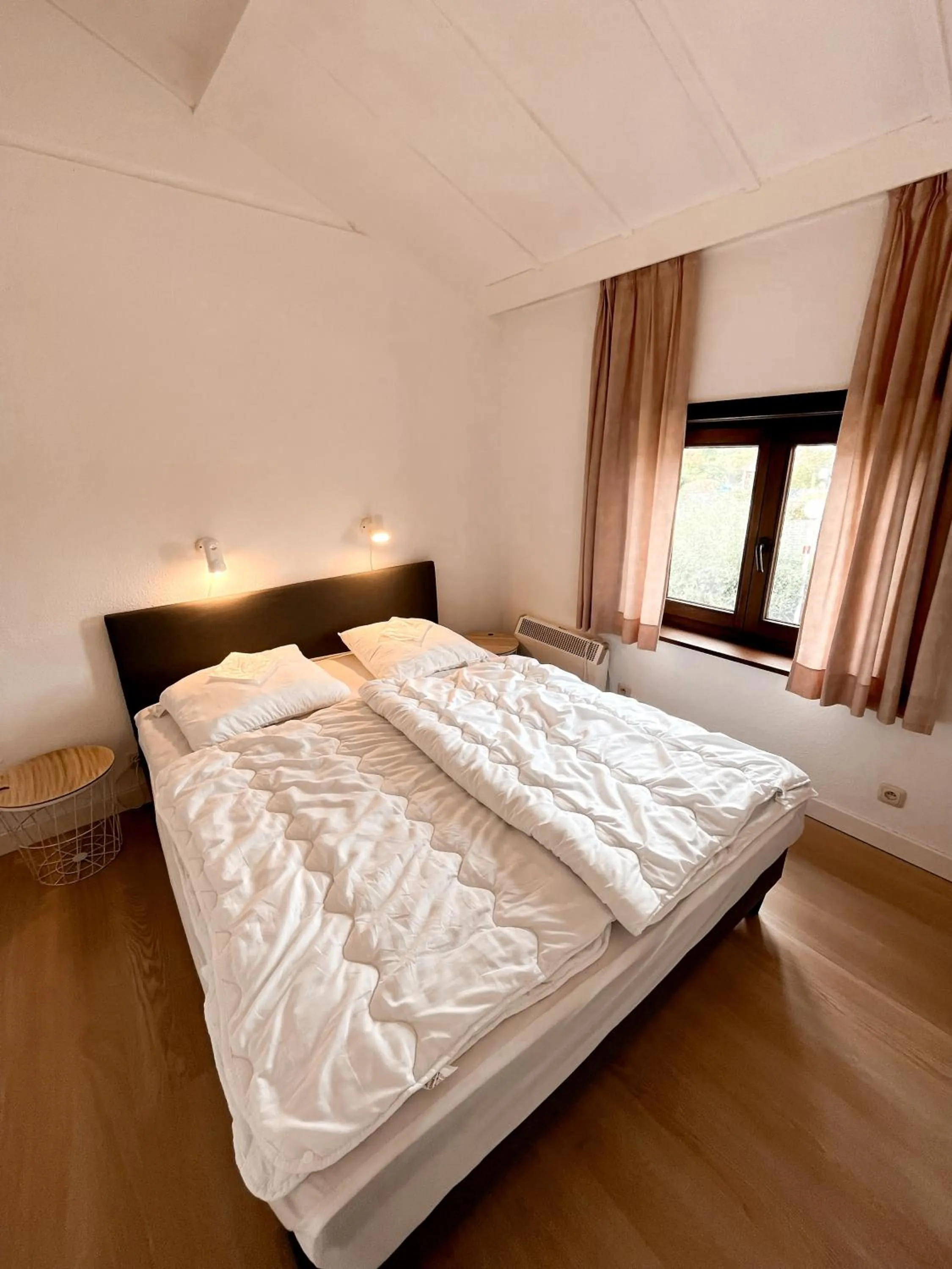 Bedroom, Bed in Zeepark Zeewind