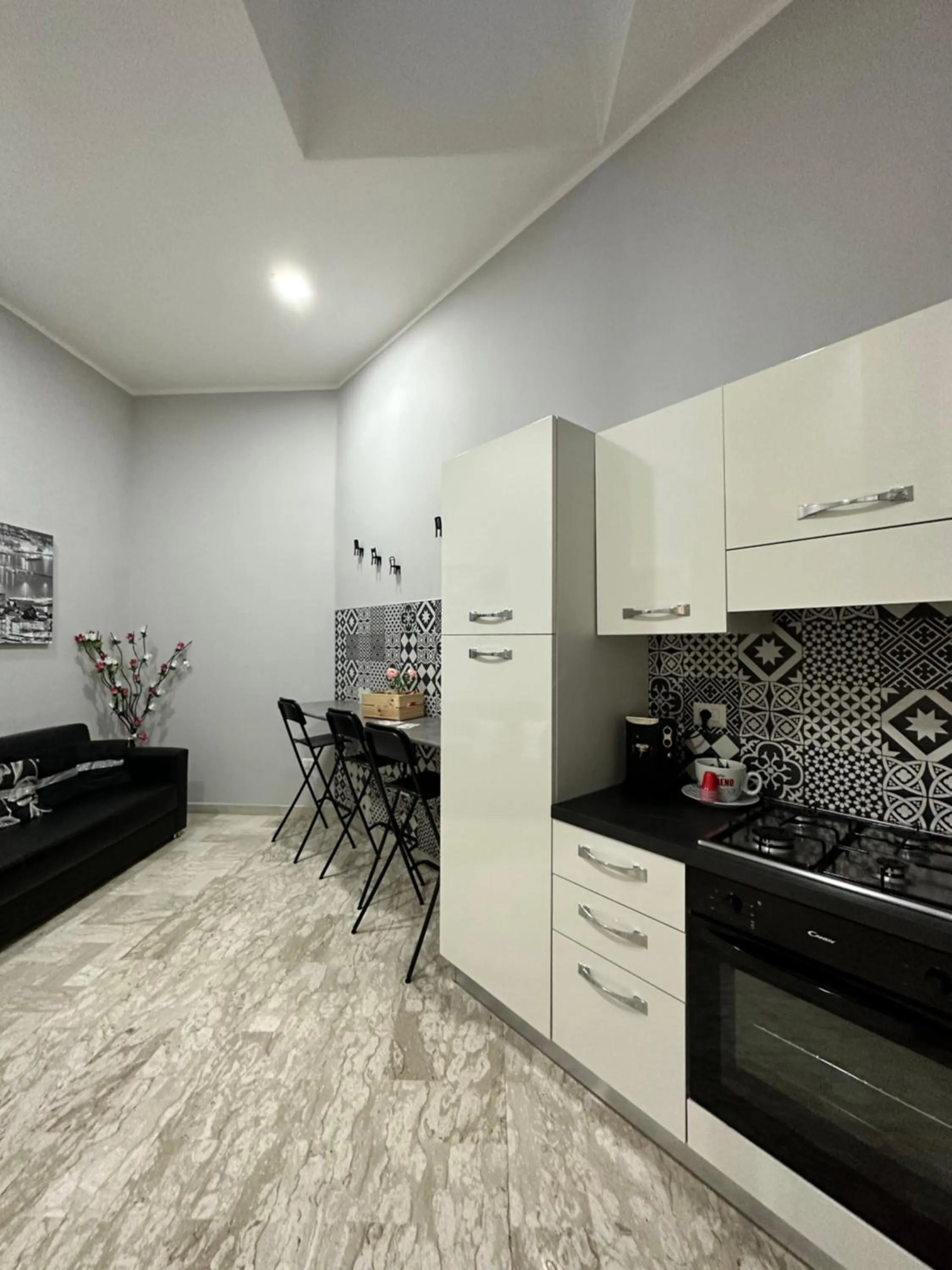 Kitchen or kitchenette in Gold94