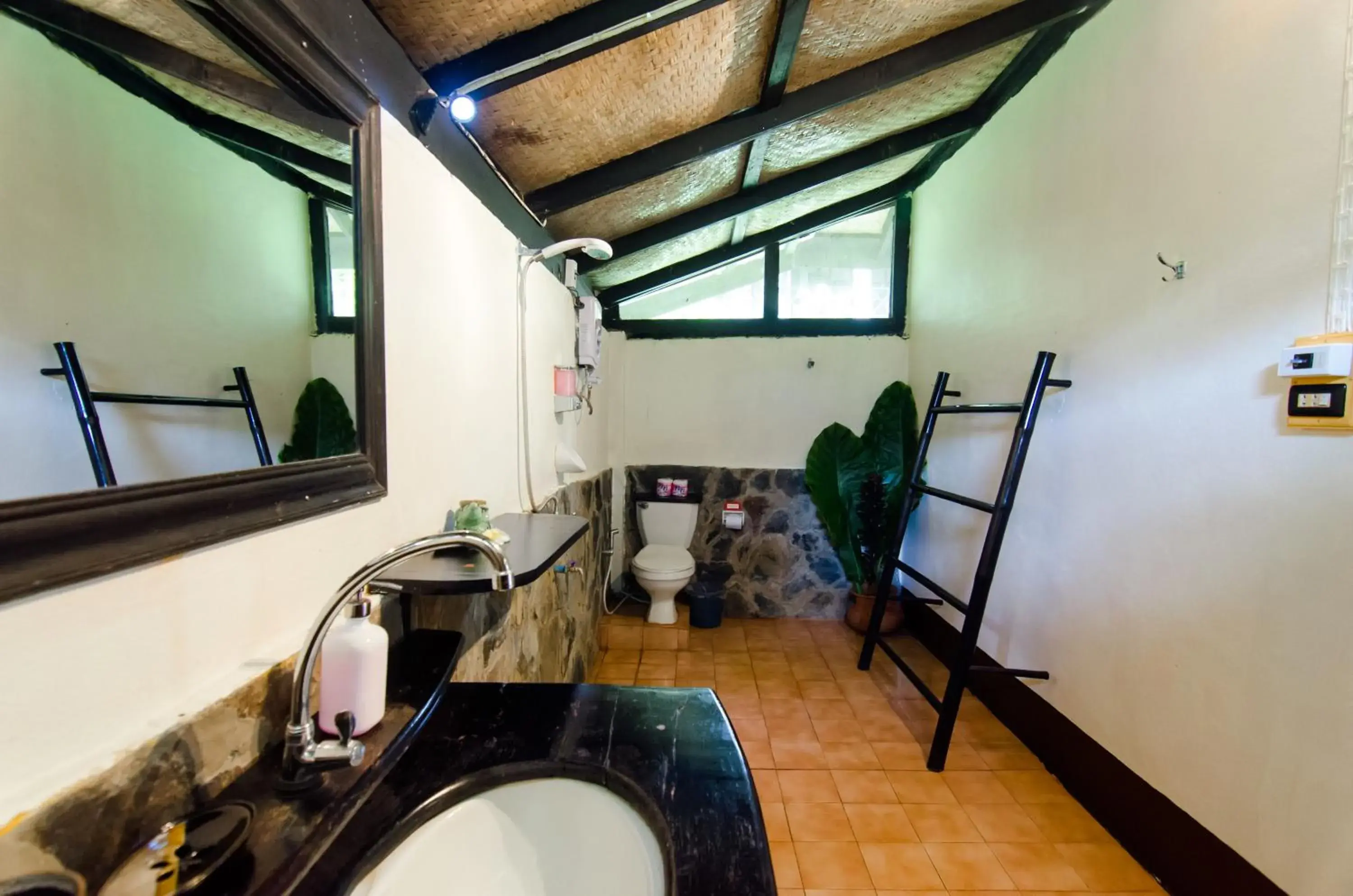 Bathroom in Hillside - Nature Lifestyle Lodge Bathroom in Hillside - Nature Lifestyle Lodge