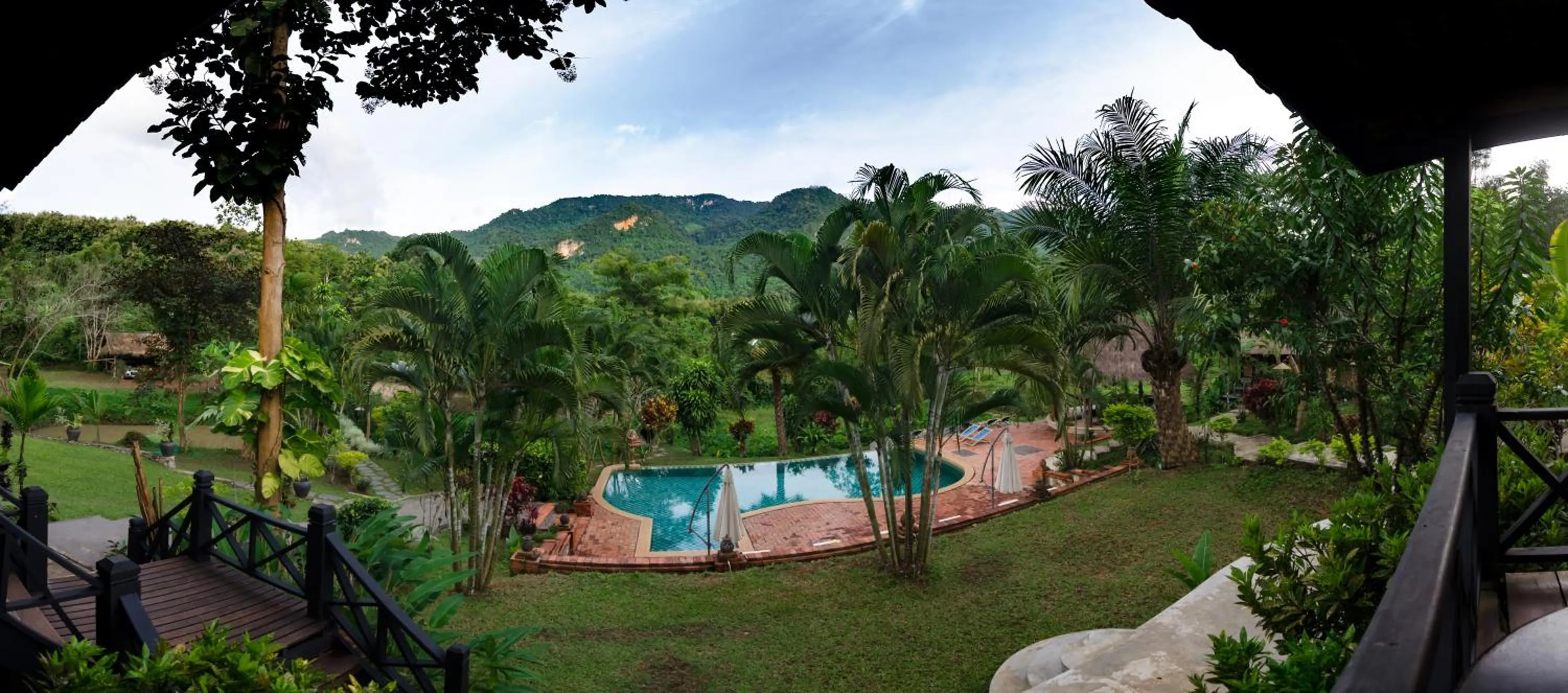 Garden view in Hillside - Nature Lifestyle Lodge