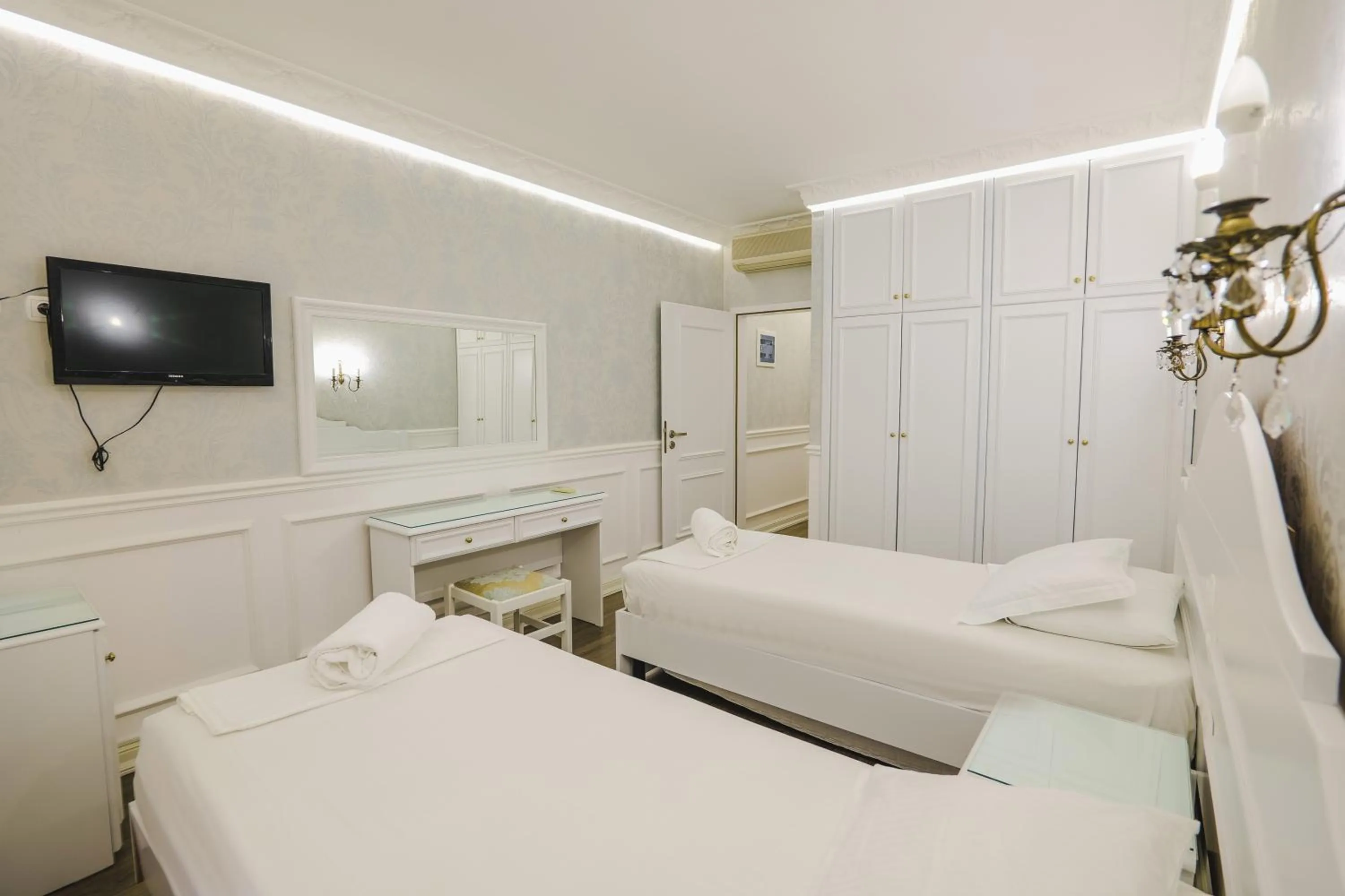 Bedroom, Bed in Porto Eda Hotel